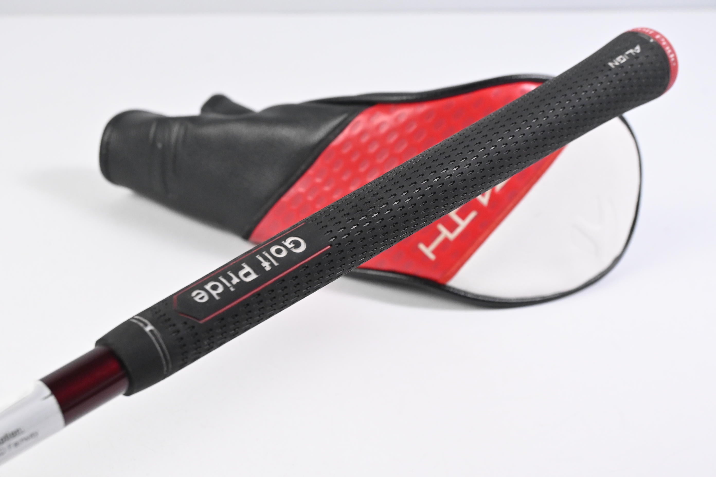 Taylormade Stealth 2 HD #3 Wood / 16 Degree / Regular Flex Fujikura Speeder NX