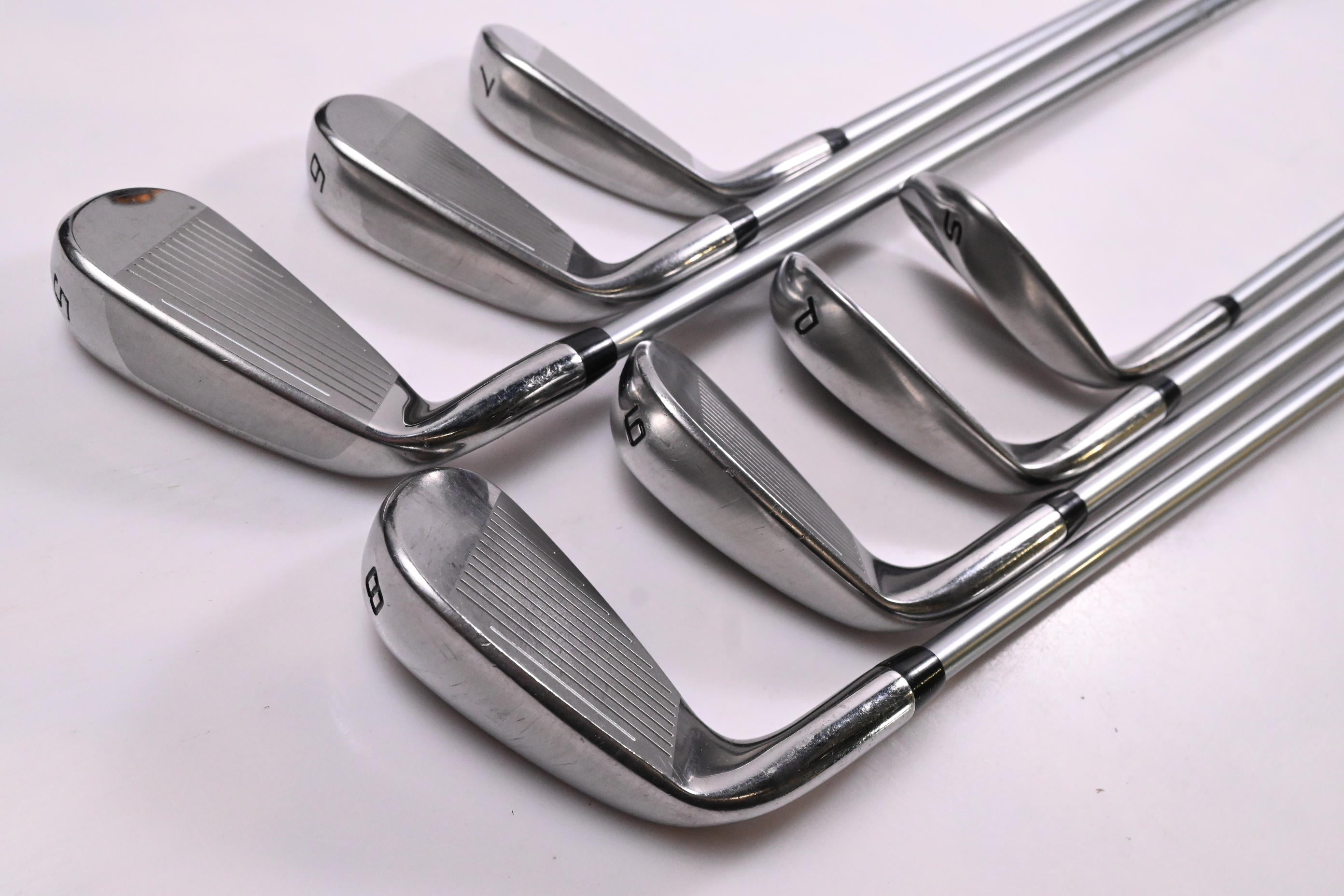 Cobra King F8 Irons / 5-PW+SW / Senior Flex Fujikura Rogue Pro 65 Shafts
