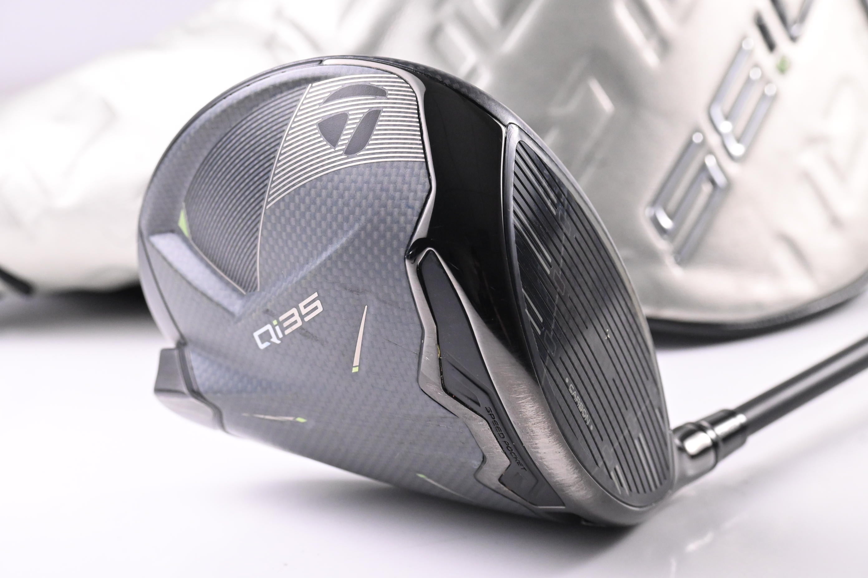 Taylormade Qi35 Max Driver / 10.5 Degree / Stiff Flex Kai'li Darkwaves Blue CB
