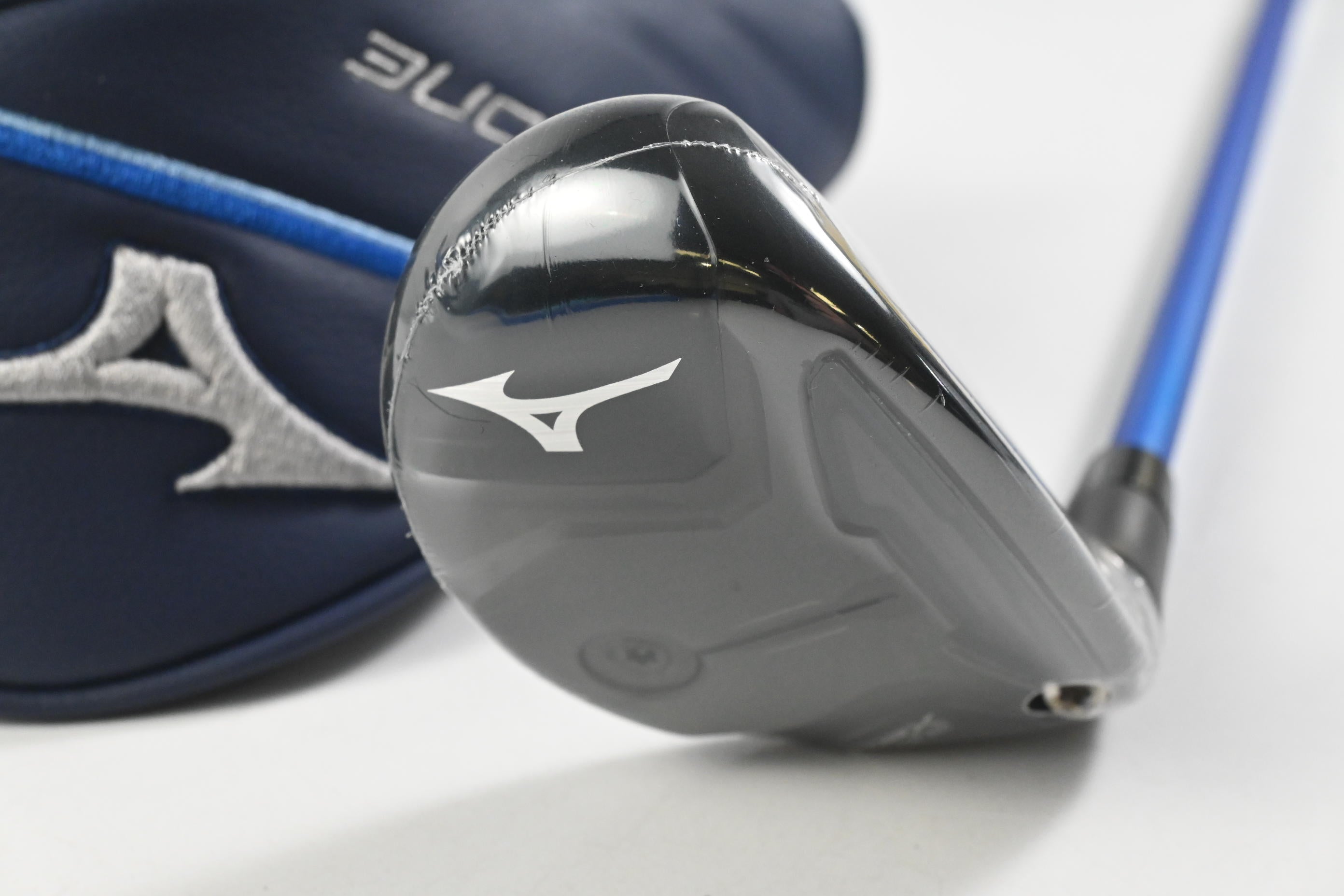 Mizuno JPX One #4 Hybrid / 22 Degree / Regular Flex Denali Frost Blue 70 Shaft