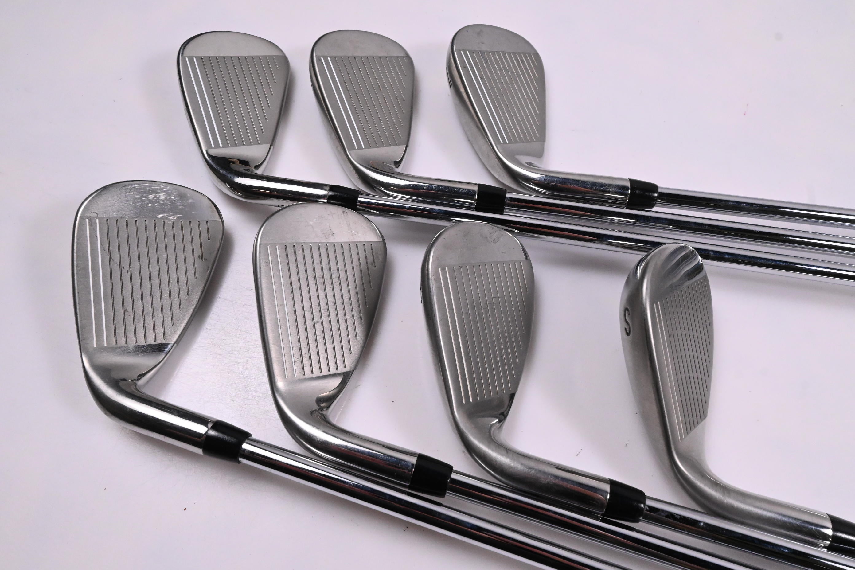 Callaway Rogue Irons / 5-PW+SW / Regular Flex XP 95 R300 Shafts