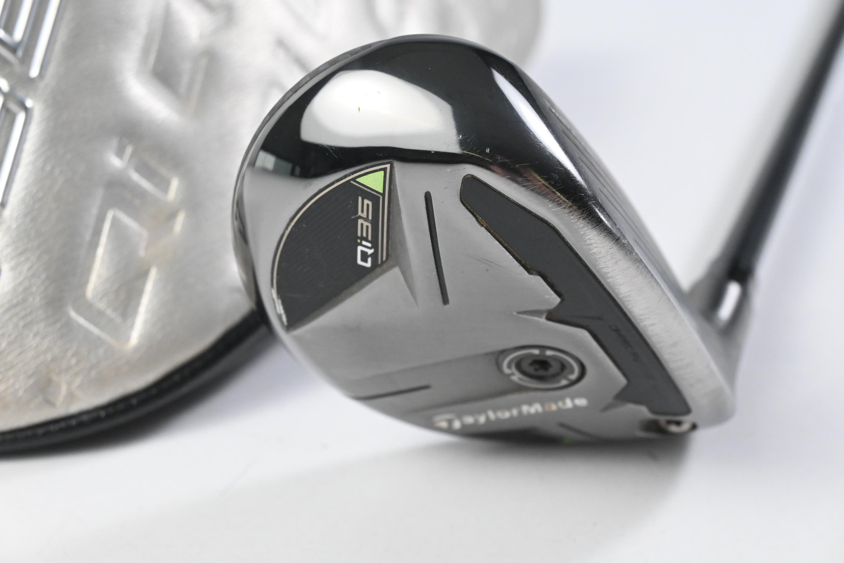 Taylormade Qi35 #4 Hybrid / 22 Degree / Regular Flex Fujikura Ventus Blue 6
