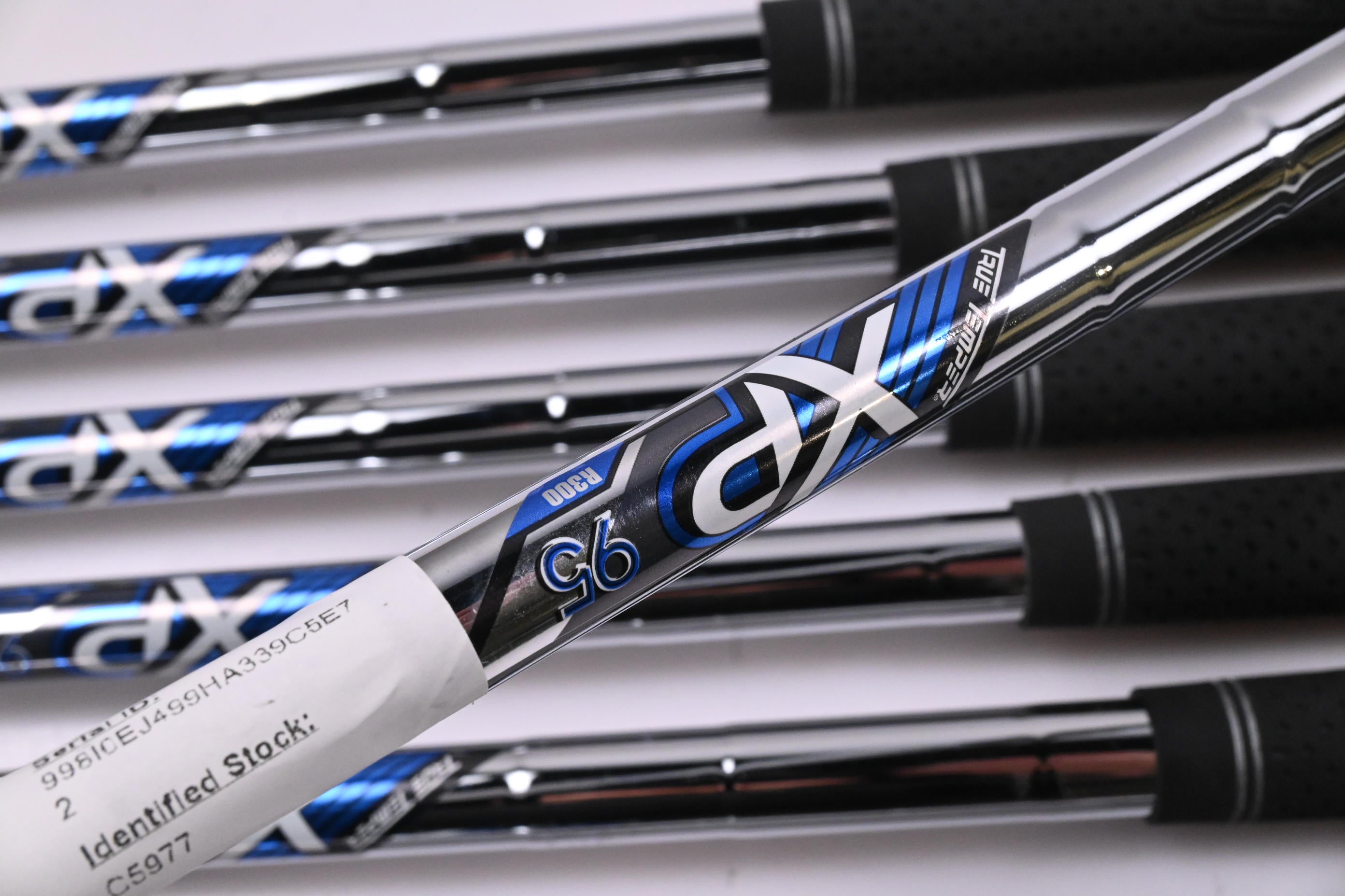 Callaway Rogue Irons / 5-PW+SW / Regular Flex XP 95 R300 Shafts