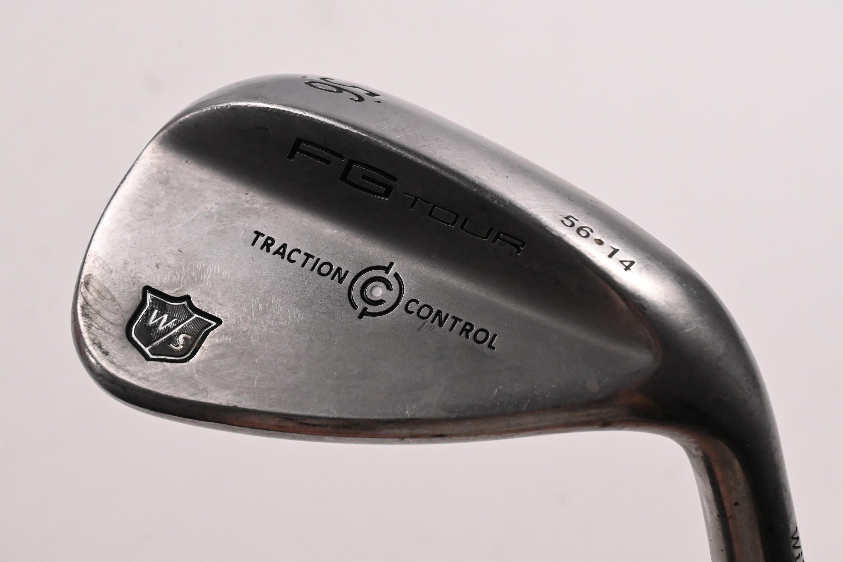 Wilson FG Tour Sand Wedge / 56 Degree / Wedge Flex Dynamic Gold Shaft