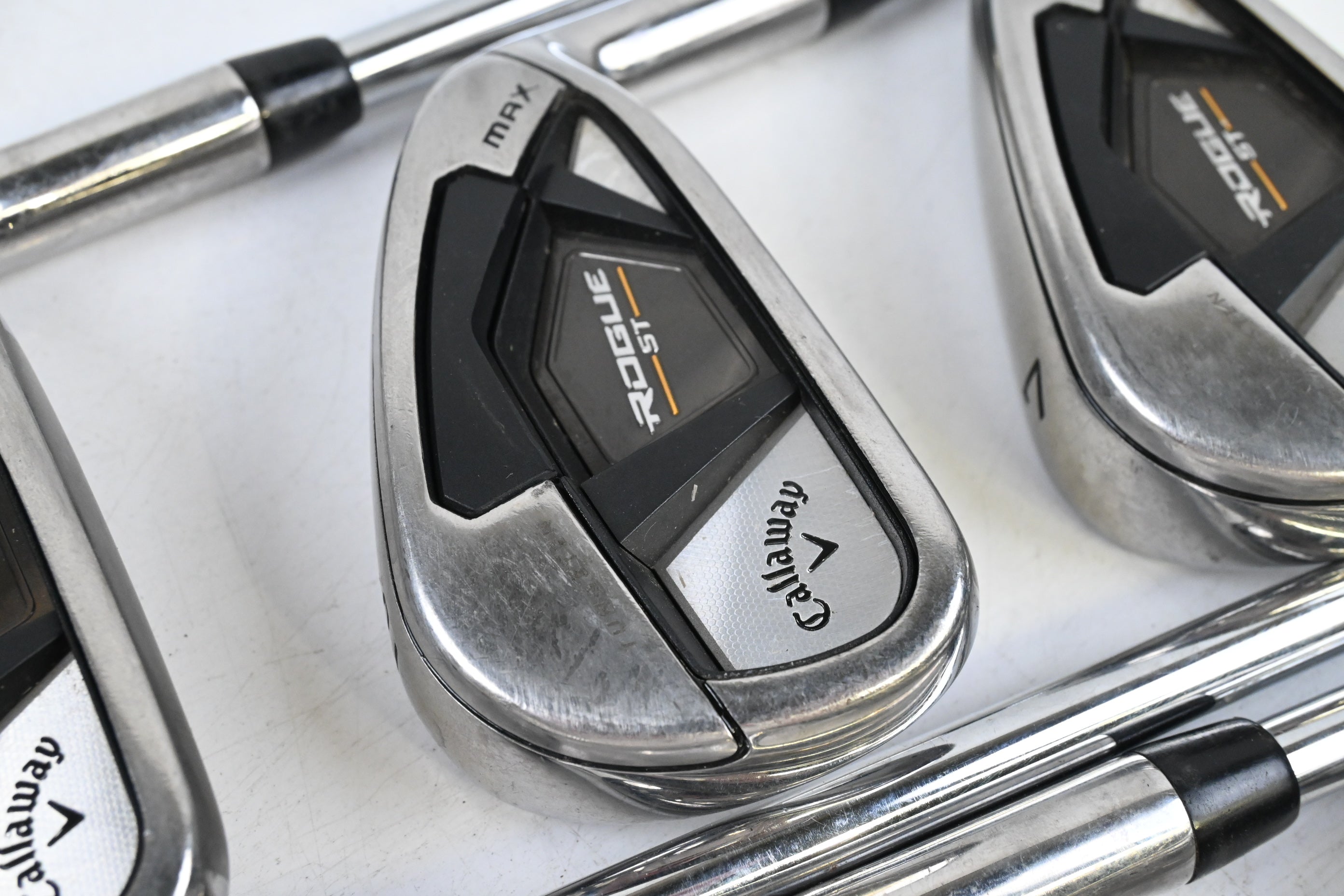 Callaway Rogue ST Max Irons / 5-PW / Regular Flex Elevate VSS 95 Shafts