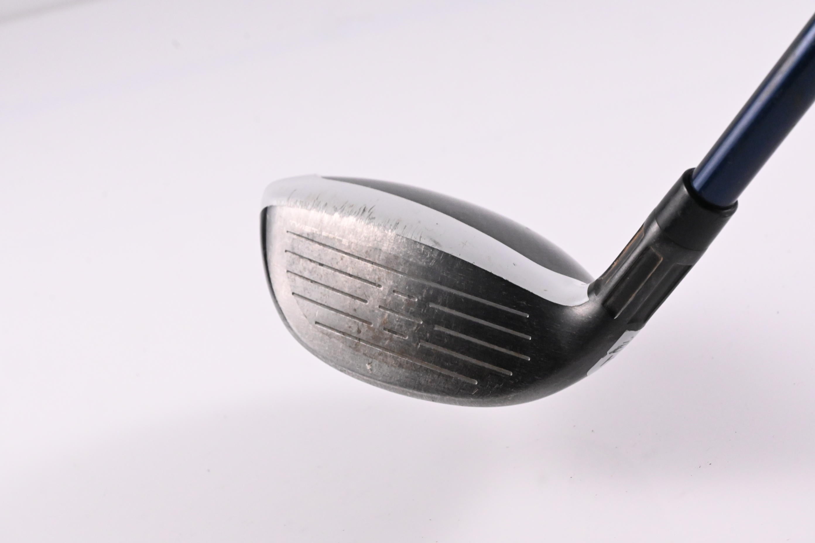 Taylormade SIM2 Max #4 Hybrid / 22 Degree / Stiff Flex Fujikura Ventus Blue 7