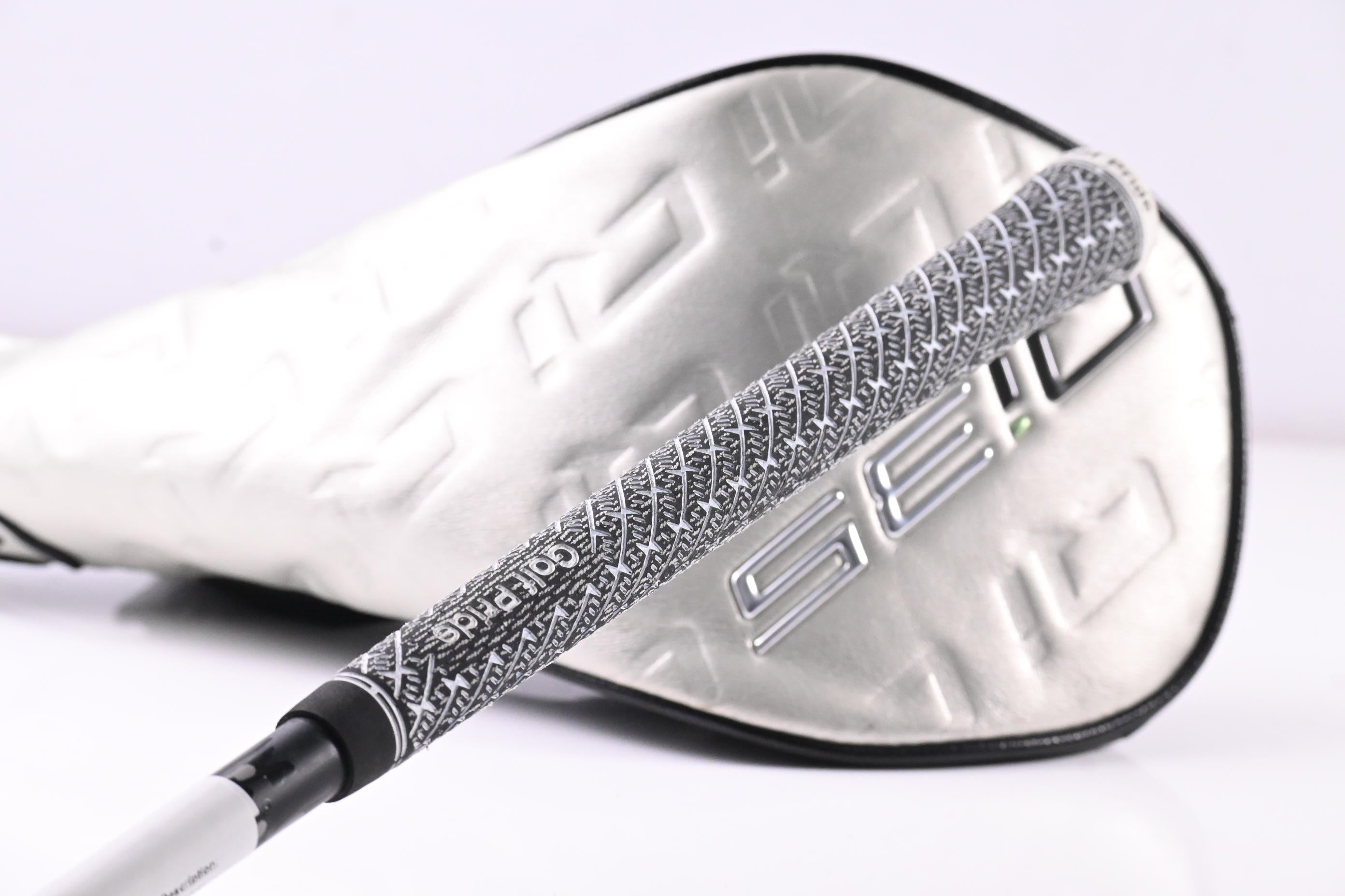 Taylormade Qi35 Max Driver / 10.5 Degree / Stiff Flex Kai'li Darkwaves Blue CB