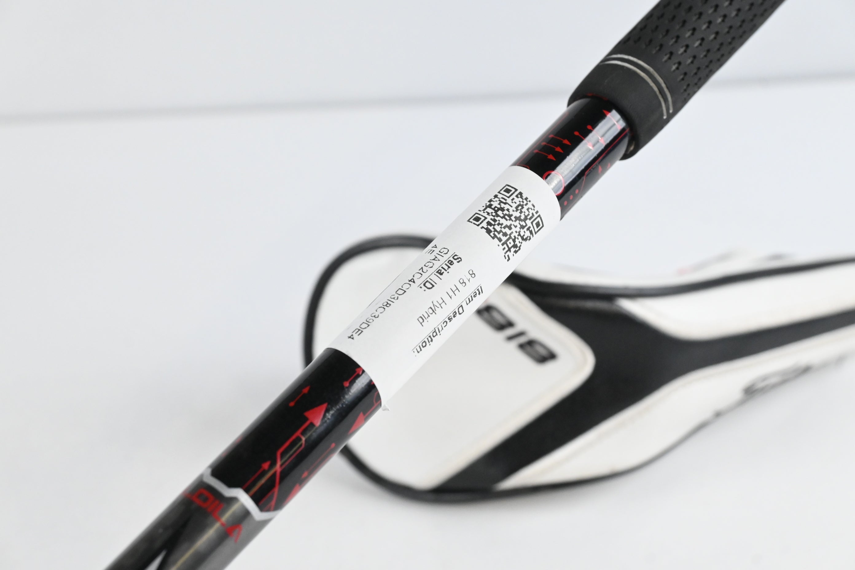 Titleist 818 H1 #3 Hybrid / 21 Degree / X-Flex Aldila Rogue M.AX 85 Shaft