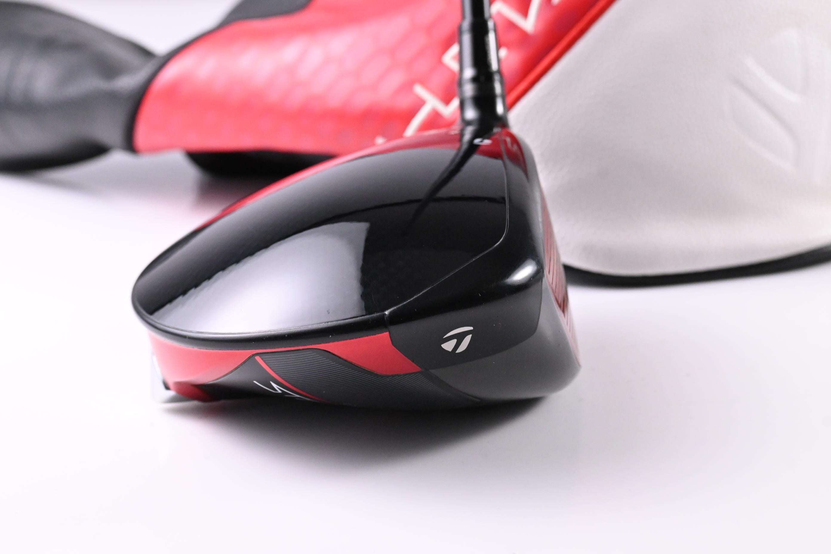 Taylormade Stealth 2 Plus Driver / 9 Degree / Stiff Flex Kai'li Red 60 Shaft