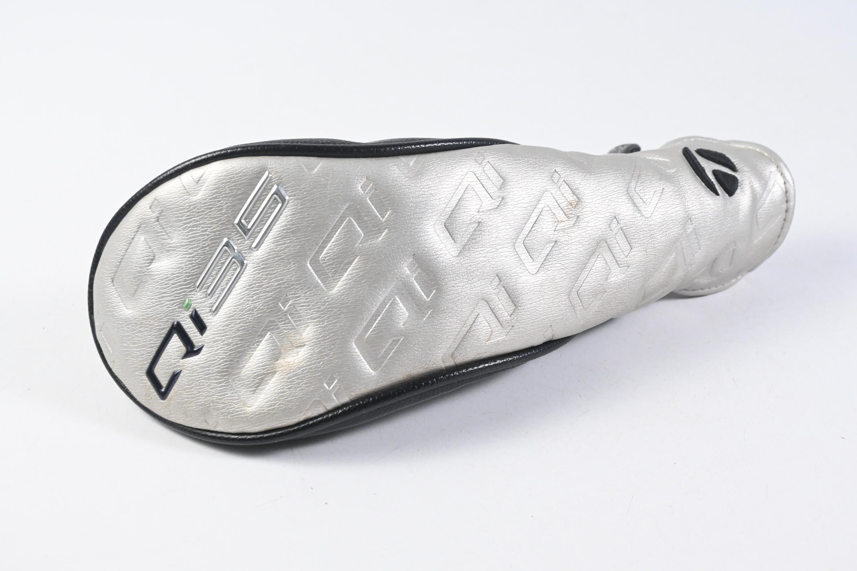 Taylormade Qi35 #4 Hybrid / 22 Degree / Regular Flex Fujikura Ventus Blue 6