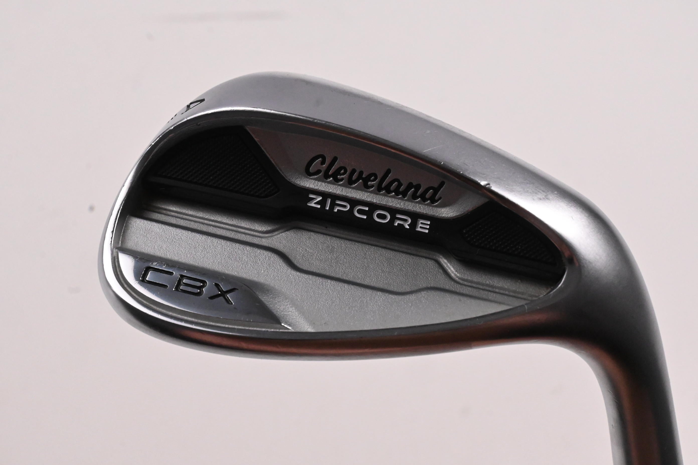 Cleveland CBX Zipcore Sand Wedge / 54 Degree / Wedge Flex Dynamic Gold Spinner