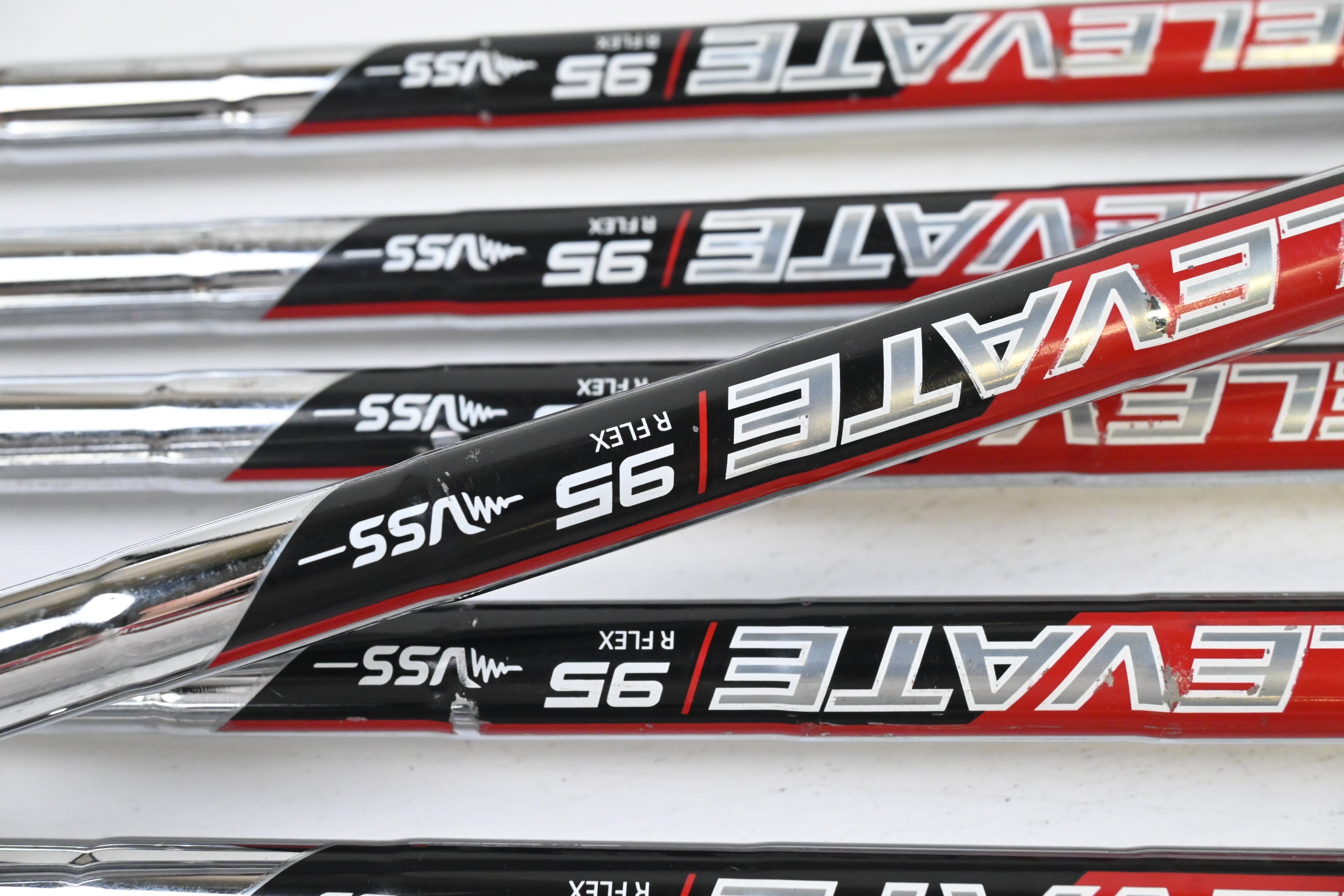 Callaway Rogue ST Max Irons / 5-PW / Regular Flex Elevate VSS 95 Shafts