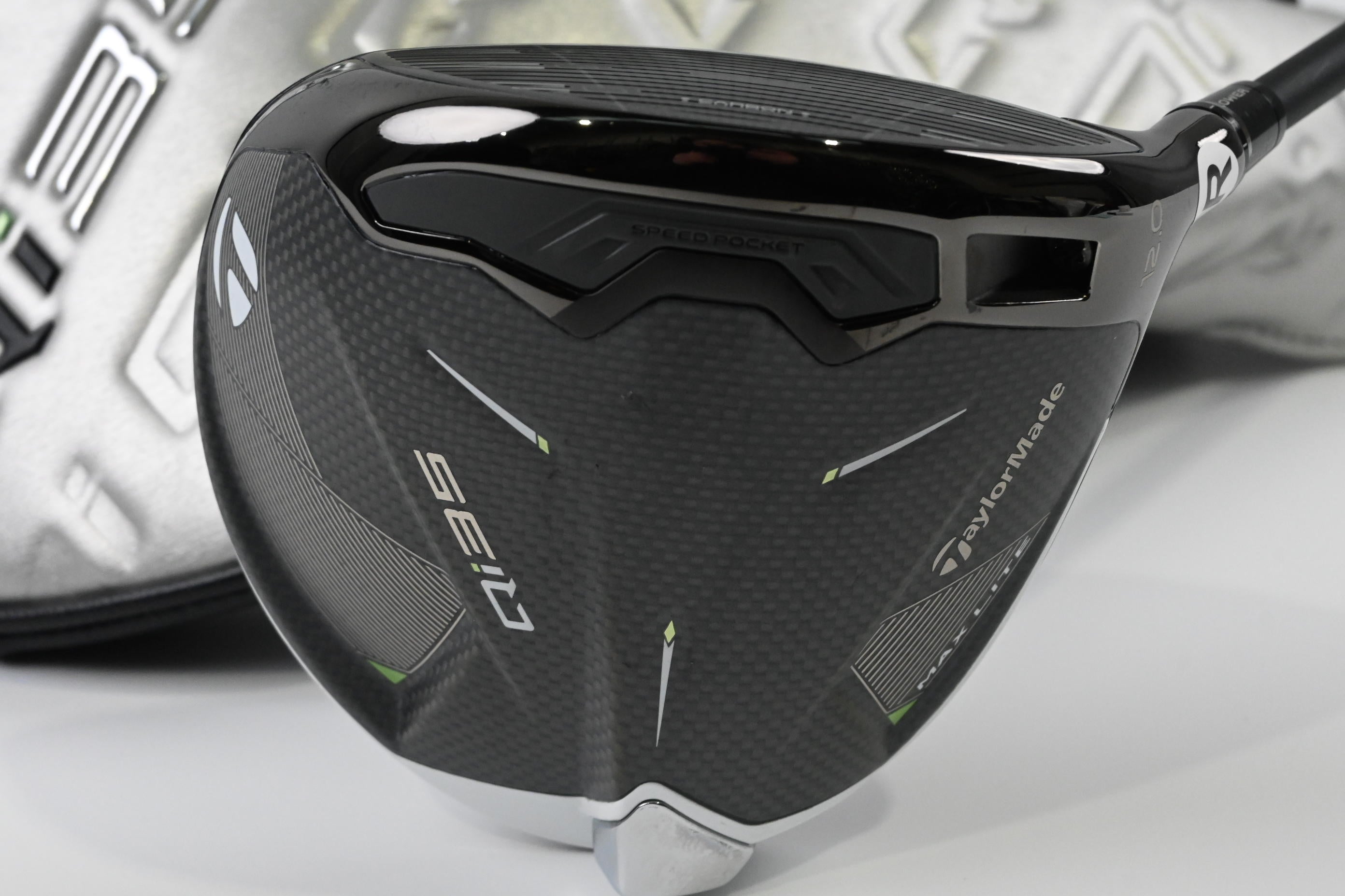 Taylormade Qi35 Max Lite Driver / 12 Degree / Regular Flex Vanquish 5 Shaft