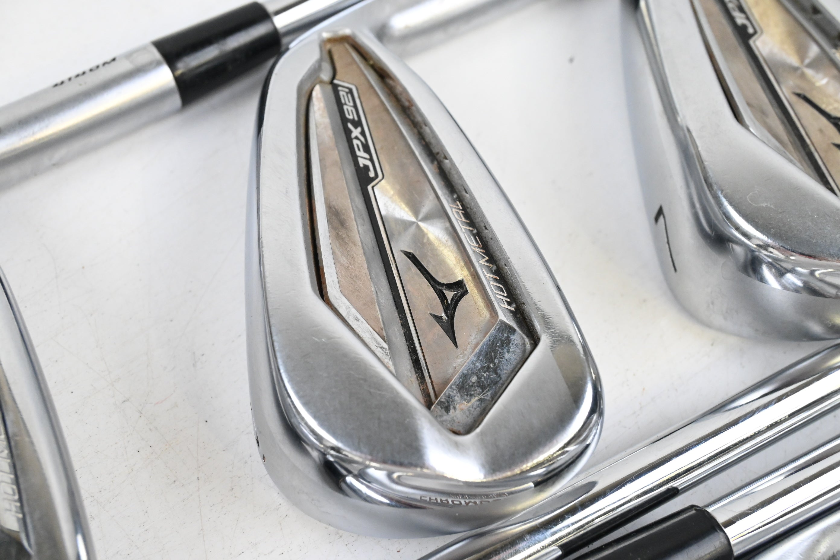 Mizuno JPX 921 Hot Metal Irons / 5-PW+SW / Regular Flex N.S.PRO Modus3 105