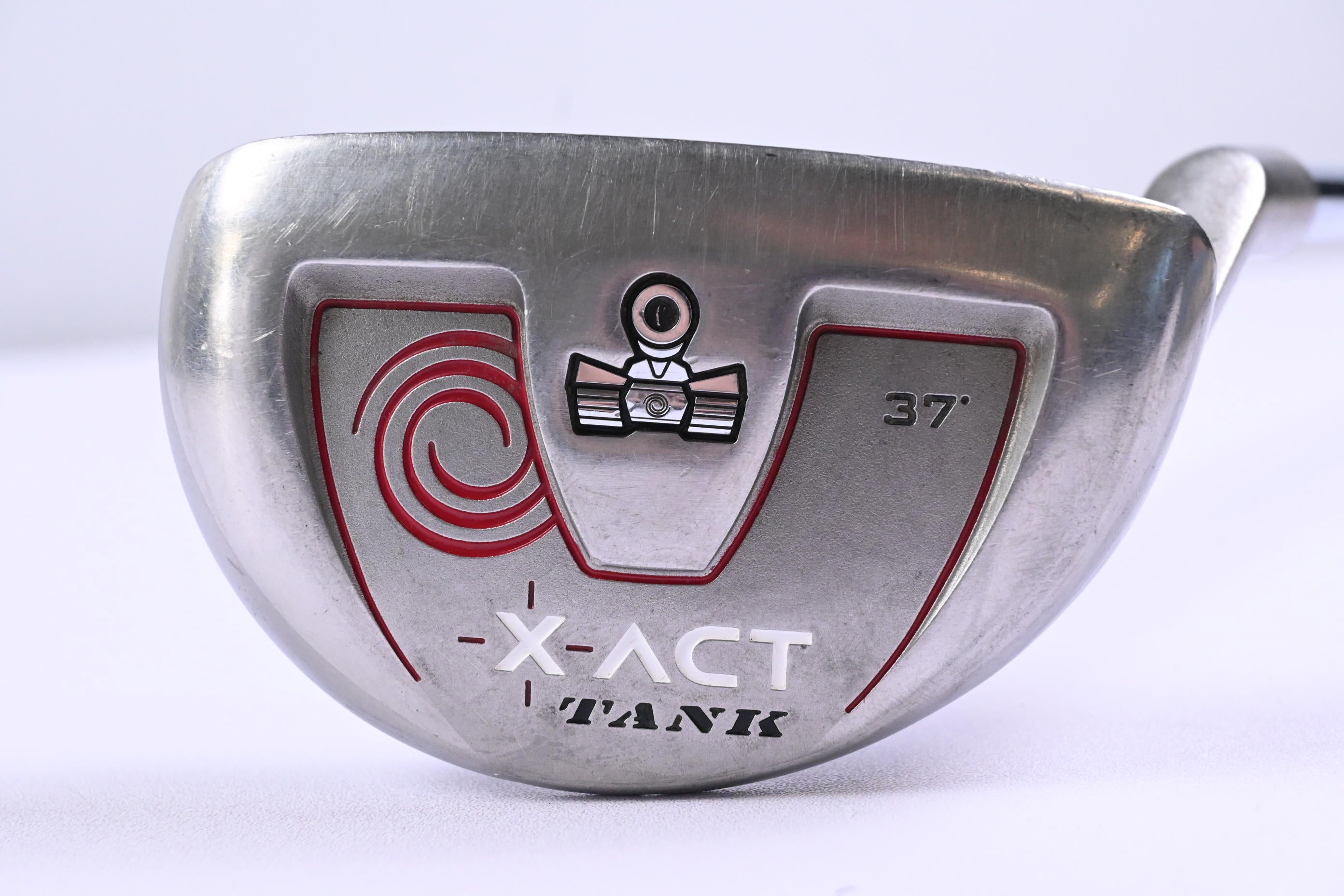 Left Hand Odyssey X-Act Tank Chipper / 37 Degree / Wedge Flex Odyssey X-Act Tank