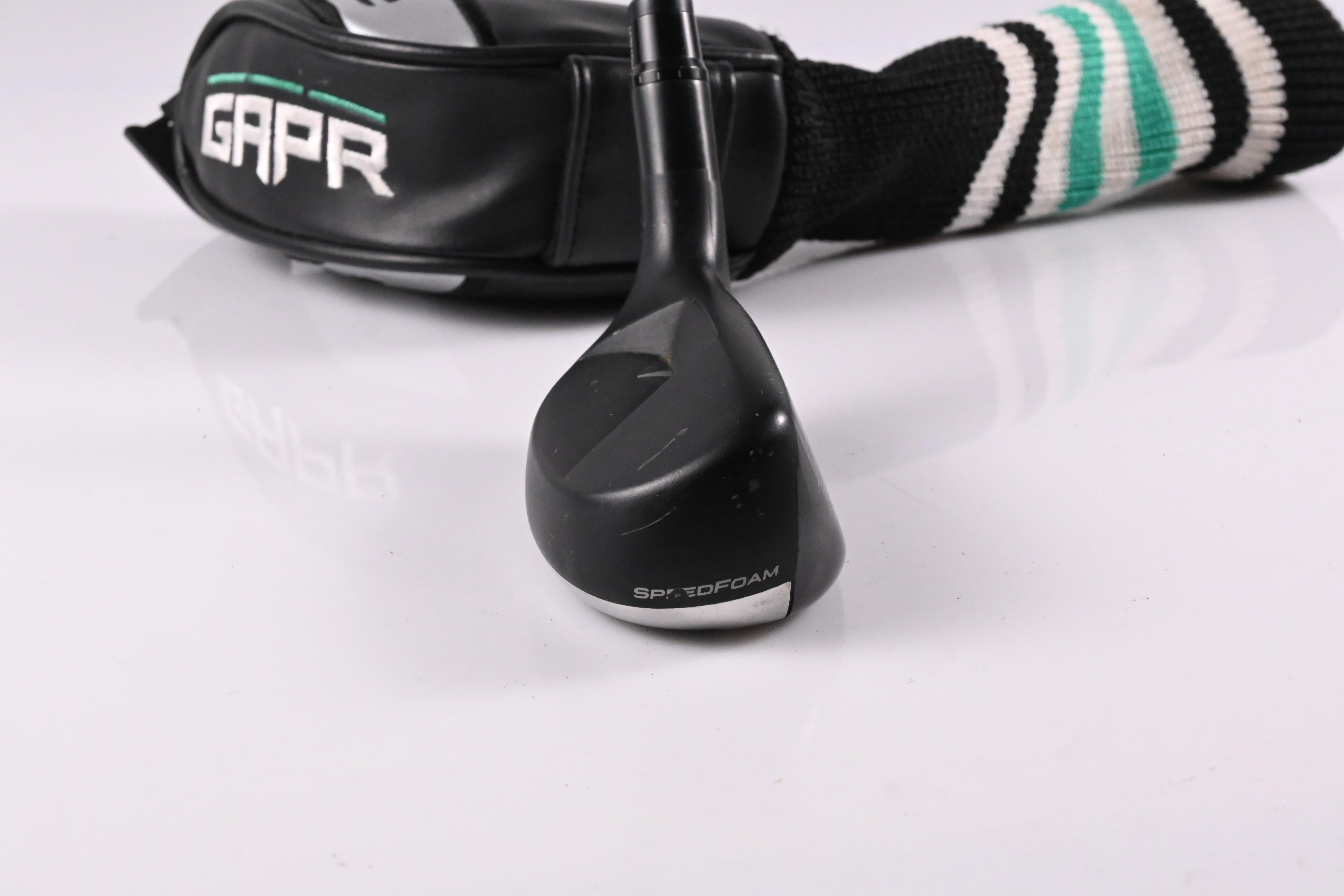 Taylormade GAPR Hi #3 Hybrid / 19 Degree / Regular Flex KBS Hybrid 70 Shaft