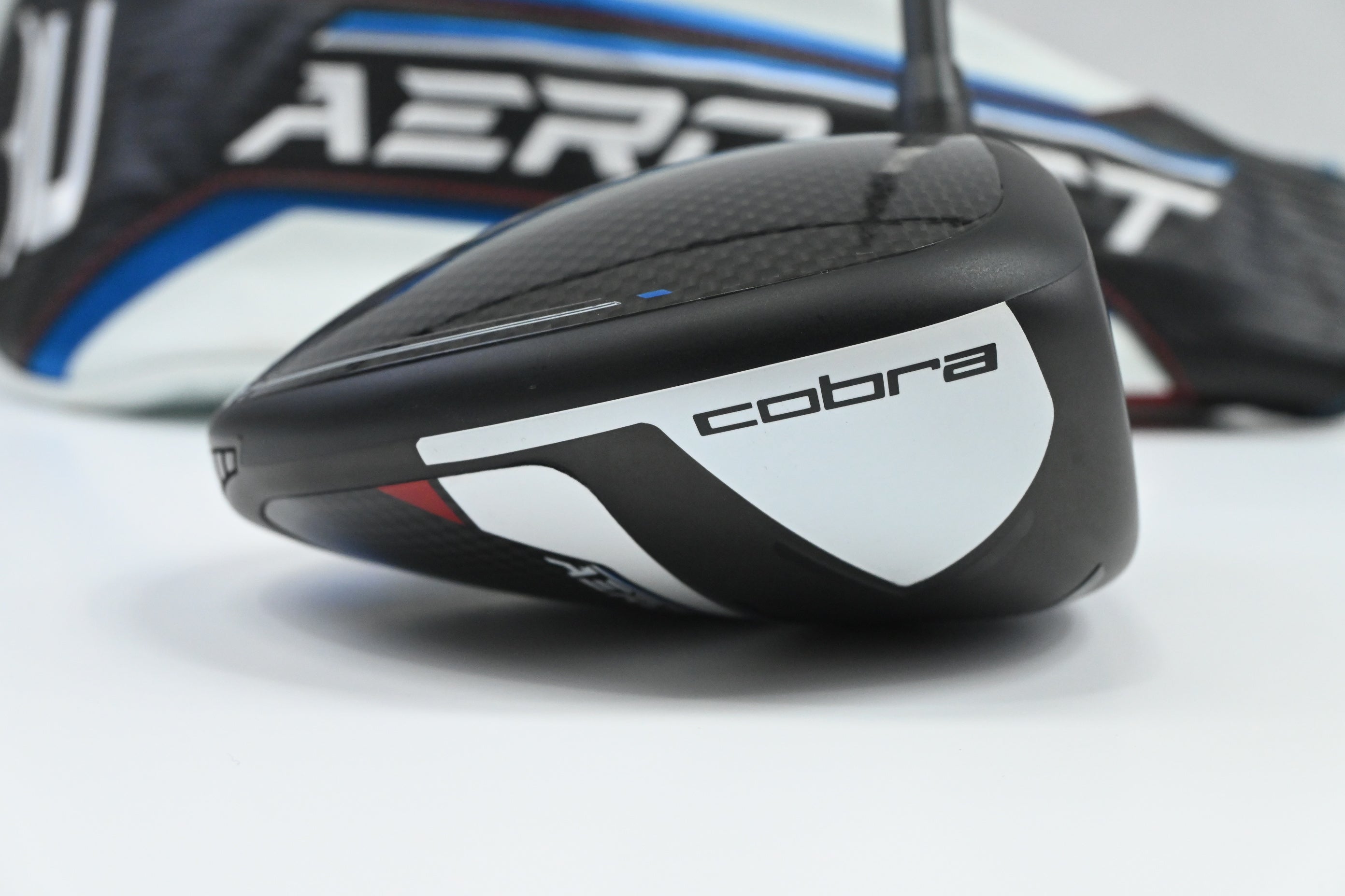 Cobra Aerojet Driver / 10.5 Degree / Senior Flex UST Helium Nanocore 4 Shaft