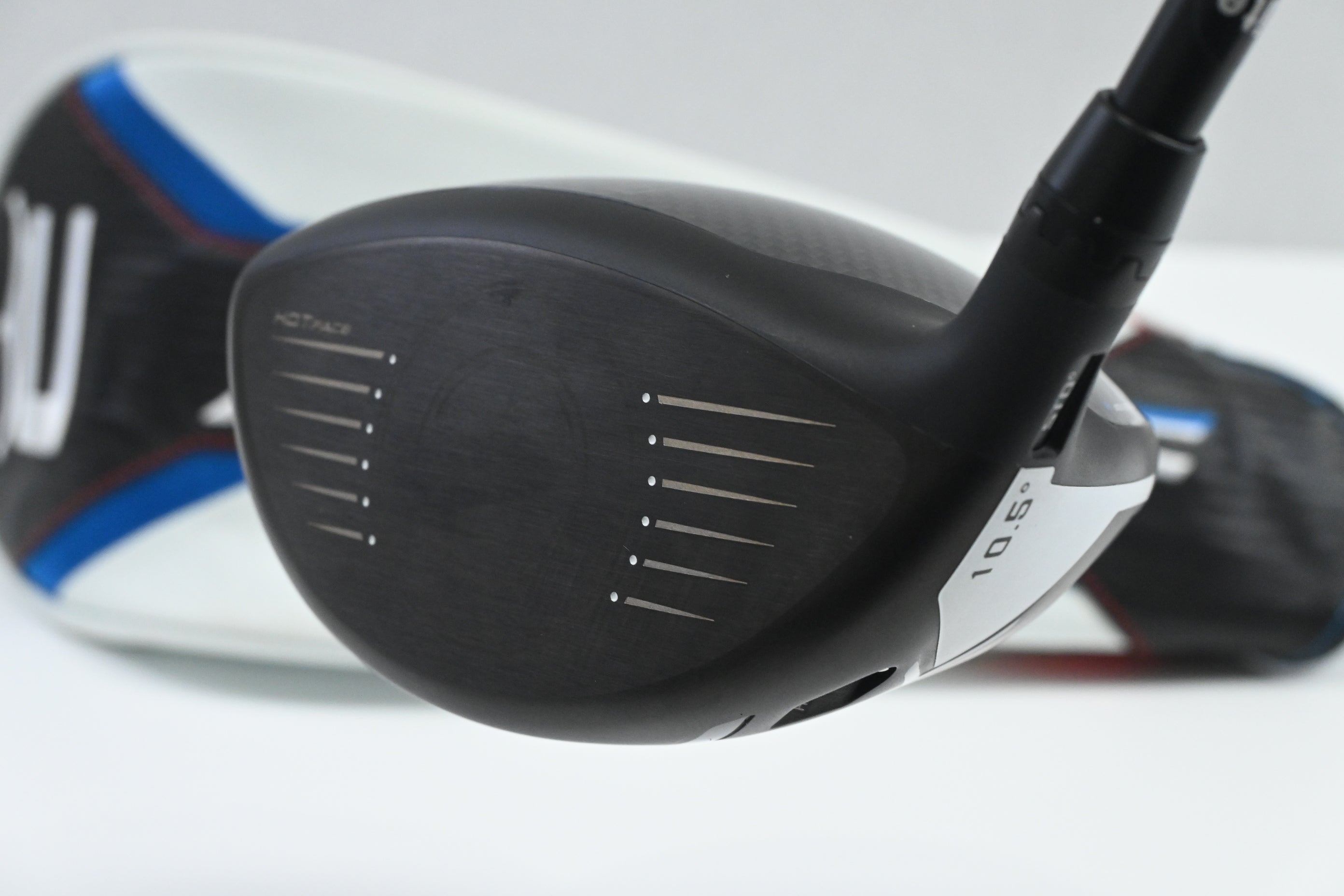 Cobra Aerojet Driver / 10.5 Degree / Senior Flex UST Helium Nanocore 4 Shaft