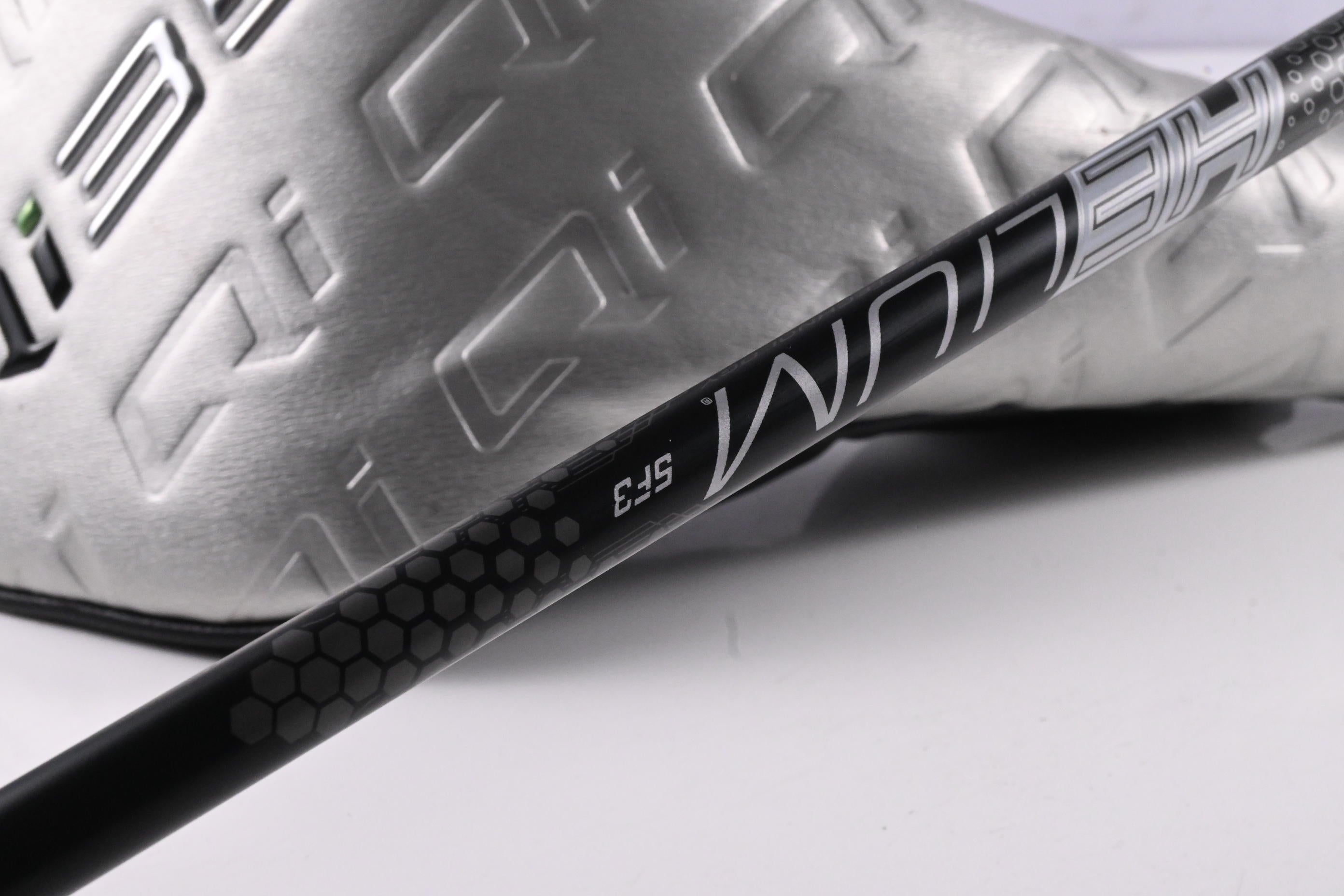 Taylormade Qi35 Driver / 9 Degree / Regular Flex Helium 5 Shaft