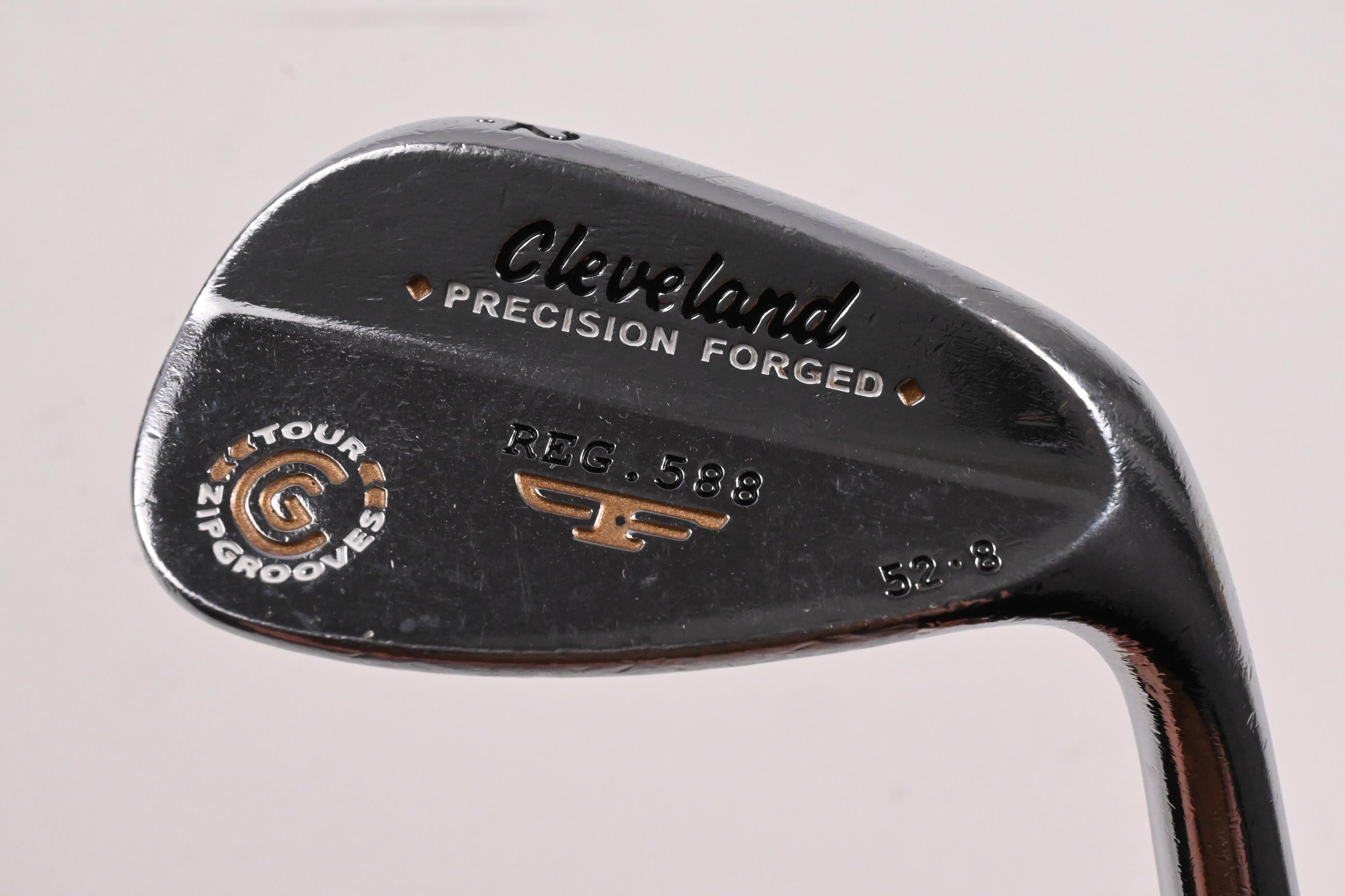 Cleveland 588 Precision Forged Gap Wedge / 52 Degree / Wedge Flex Steel Shaft