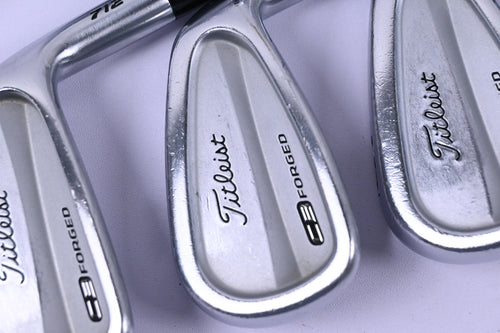 Titleist 712 CB Irons / 4-PW / Stiff Flex Dynamic Gold 300 Shafts