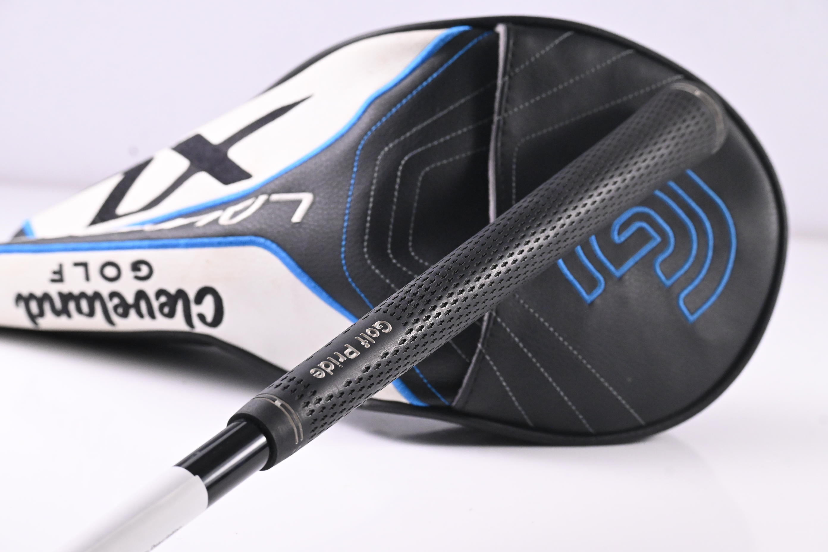 Cleveland Launcher XL Lite Driver / 10.5 Degree / Regular Flex Aldila Ascent 40