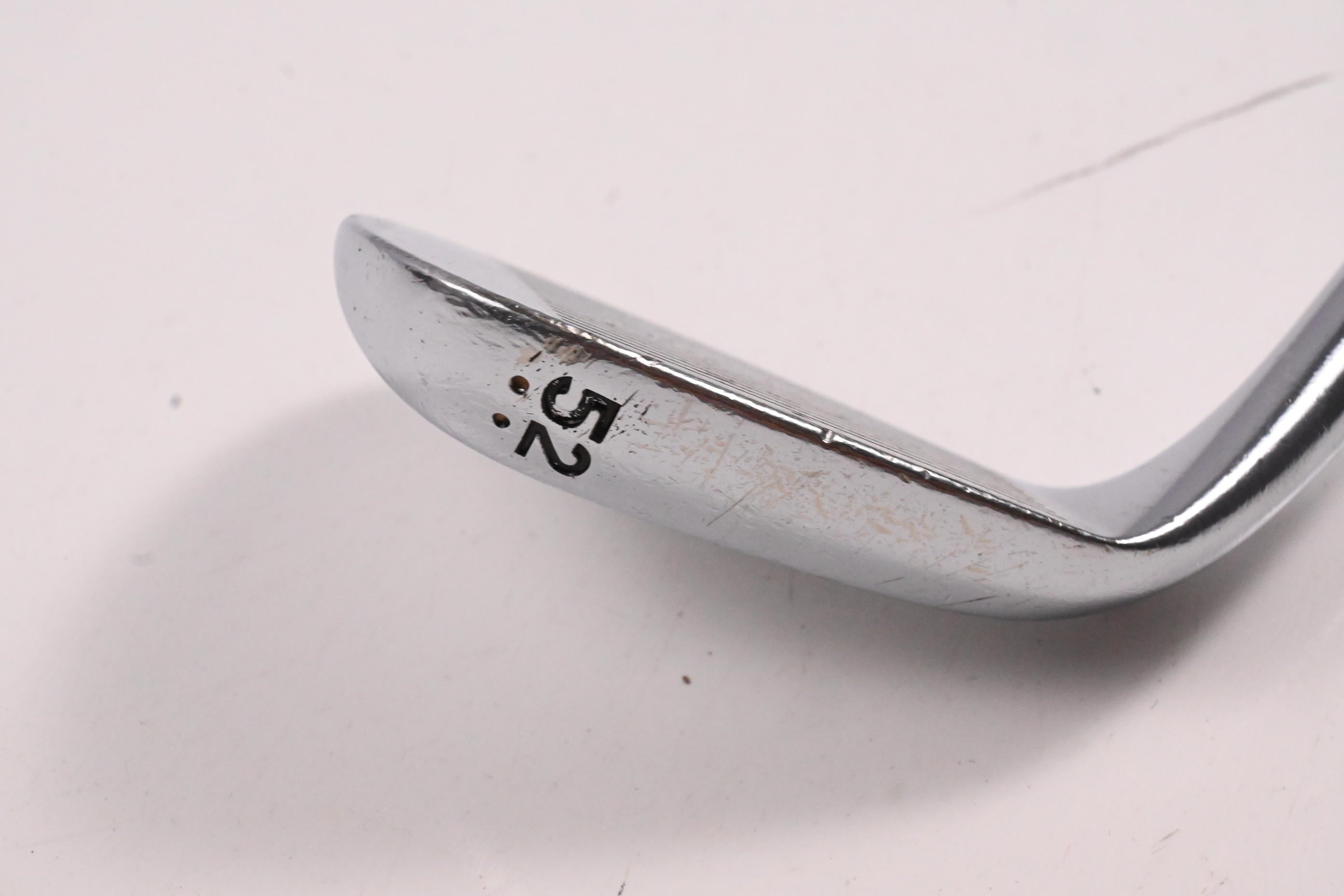 Cleveland 588 Precision Forged Gap Wedge / 52 Degree / Wedge Flex Steel Shaft