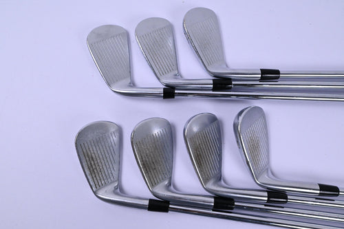 Titleist 712 CB Irons / 4-PW / Stiff Flex Dynamic Gold 300 Shafts