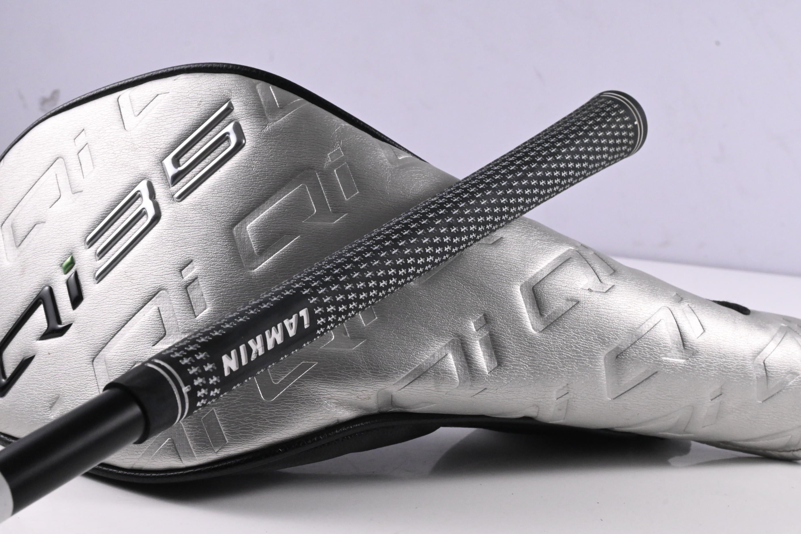 Taylormade Qi35 Driver / 9 Degree / Regular Flex Helium 5 Shaft