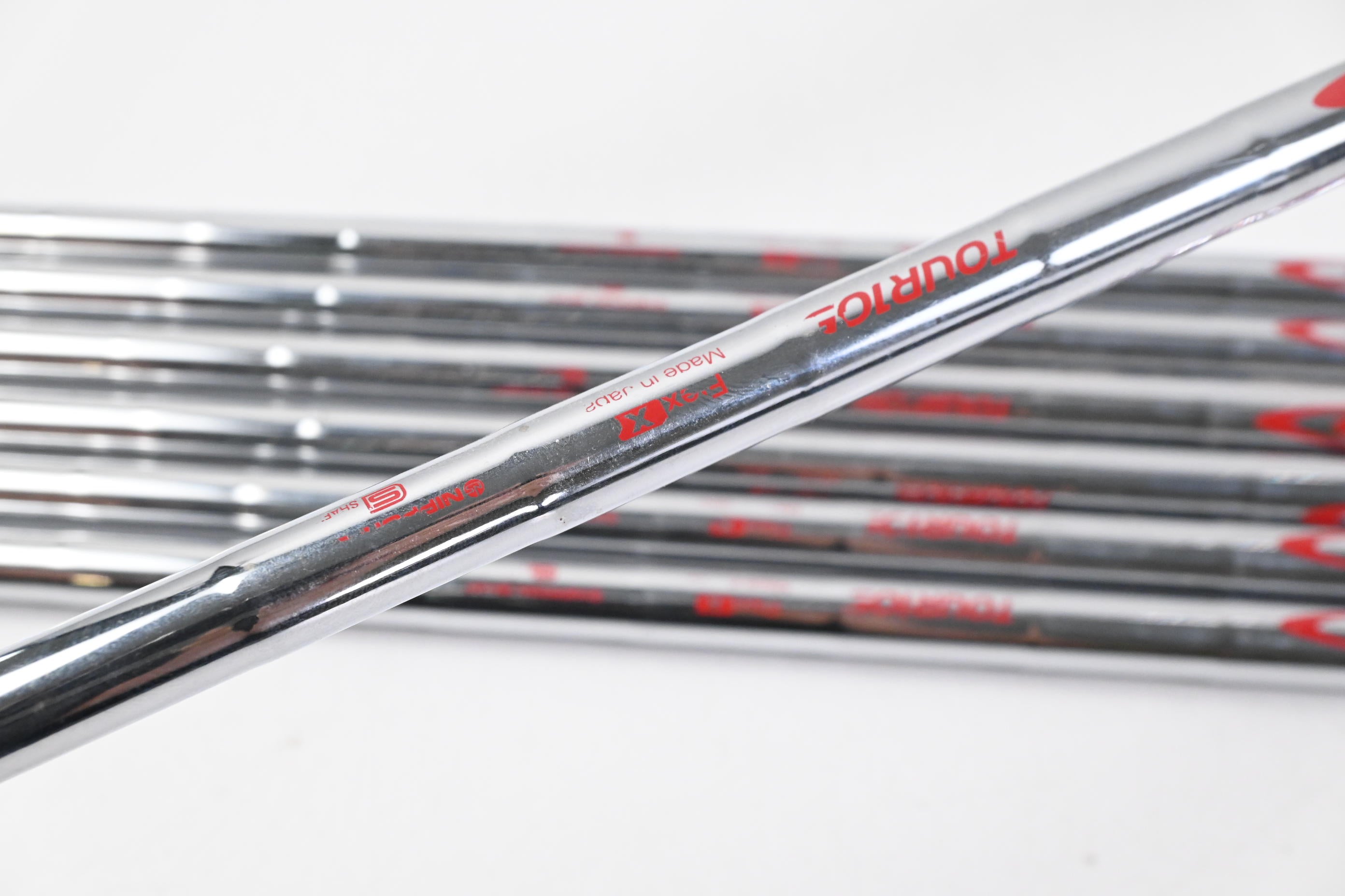 Nippon N.S. Pro Modus3 Tour 105 Iron Shafts / X-Flex / Set of 7 / .355" Tips