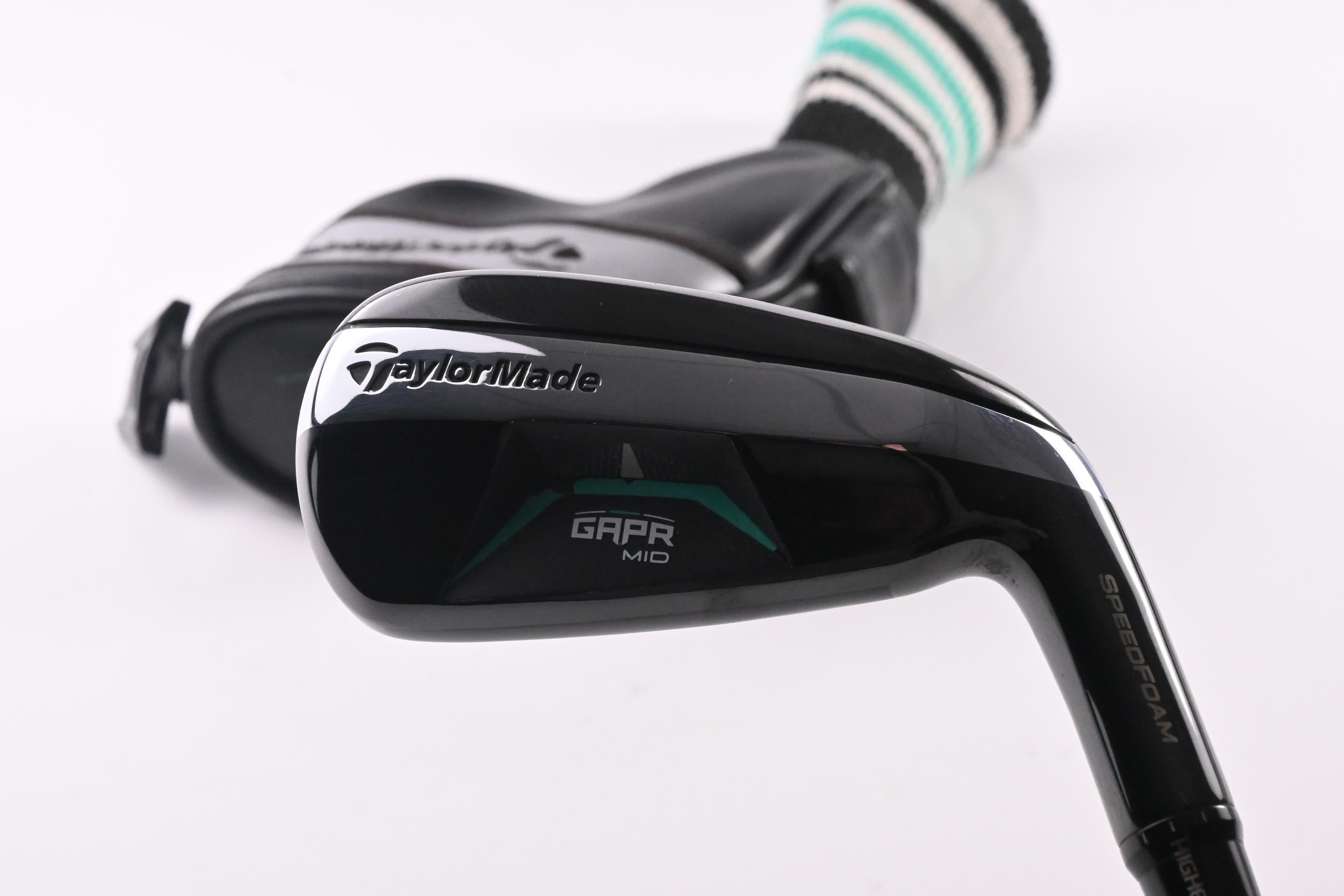 Taylormade GAPR Mid #3 Hybrid / 18 Degree / Stiff Flex KBS Hybrid 80 Shaft