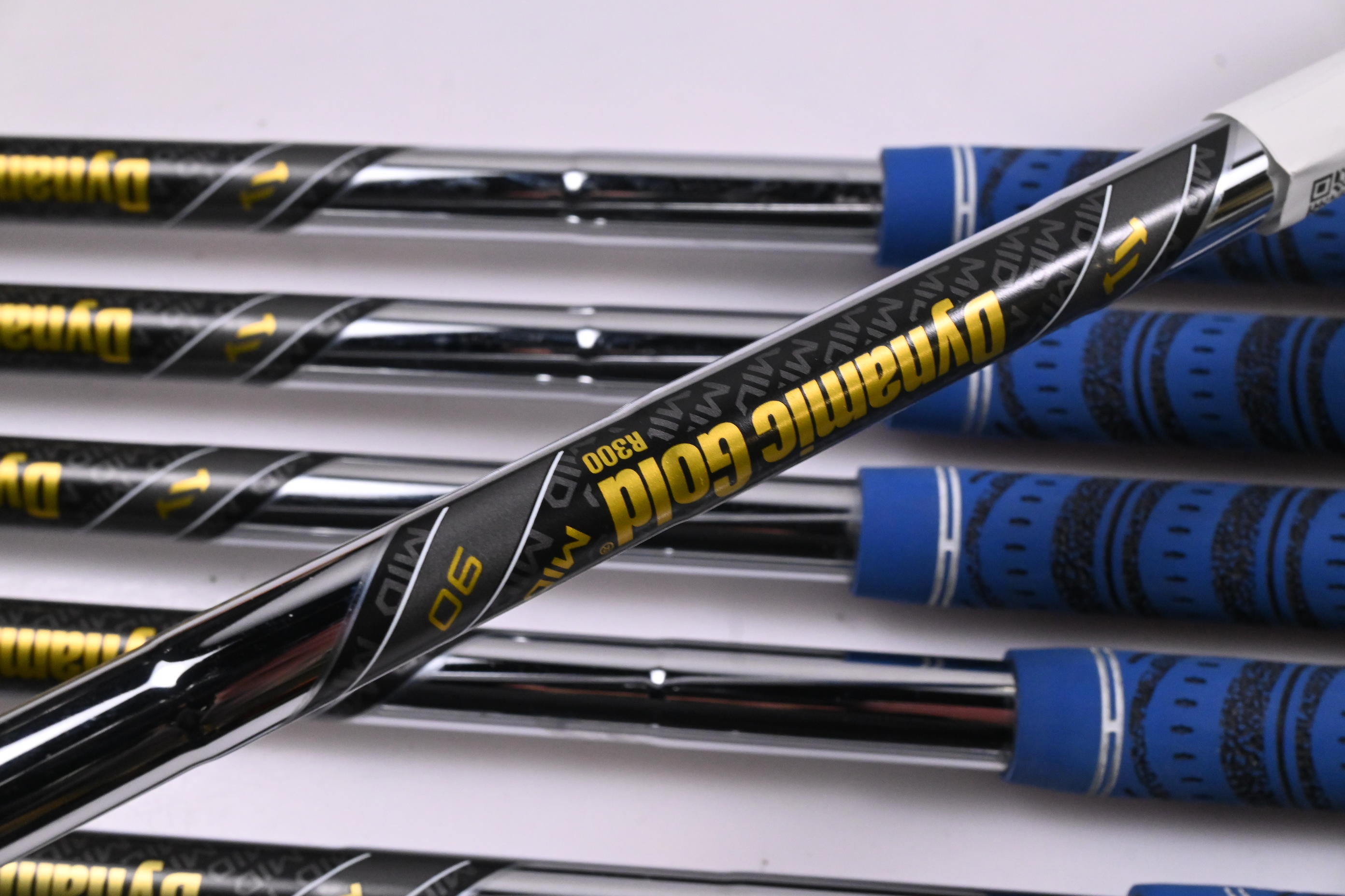 Callaway Apex Ai300 Irons / 5-PW+GW / Regular Flex Dynamic Gold Mid 90 R300