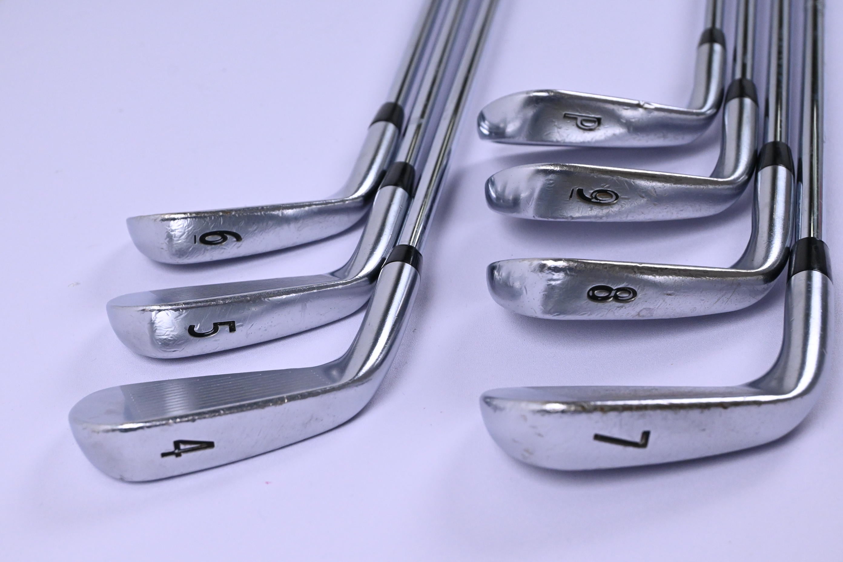 Titleist 712 CB Irons / 4-PW / Stiff Flex Dynamic Gold 300 Shafts