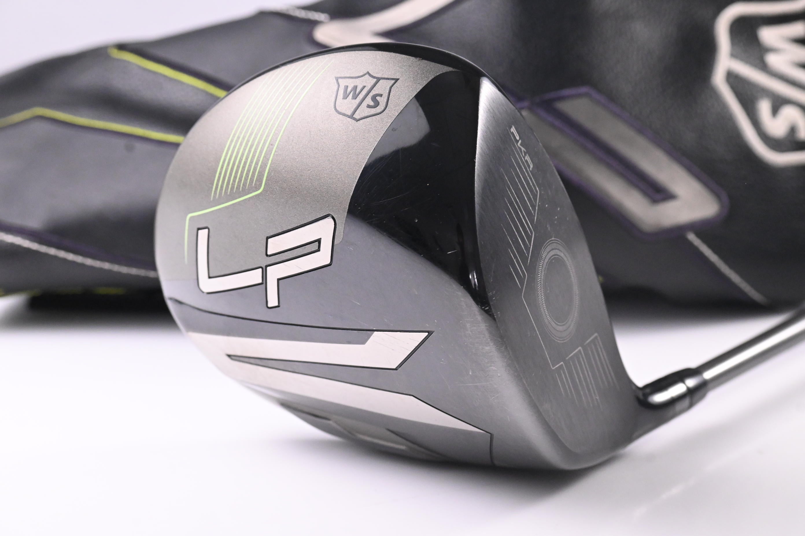 Wilson Launch Pad 2022 Driver / 10.5 Degree / Regular Flex EvenFlow 55 Shaft