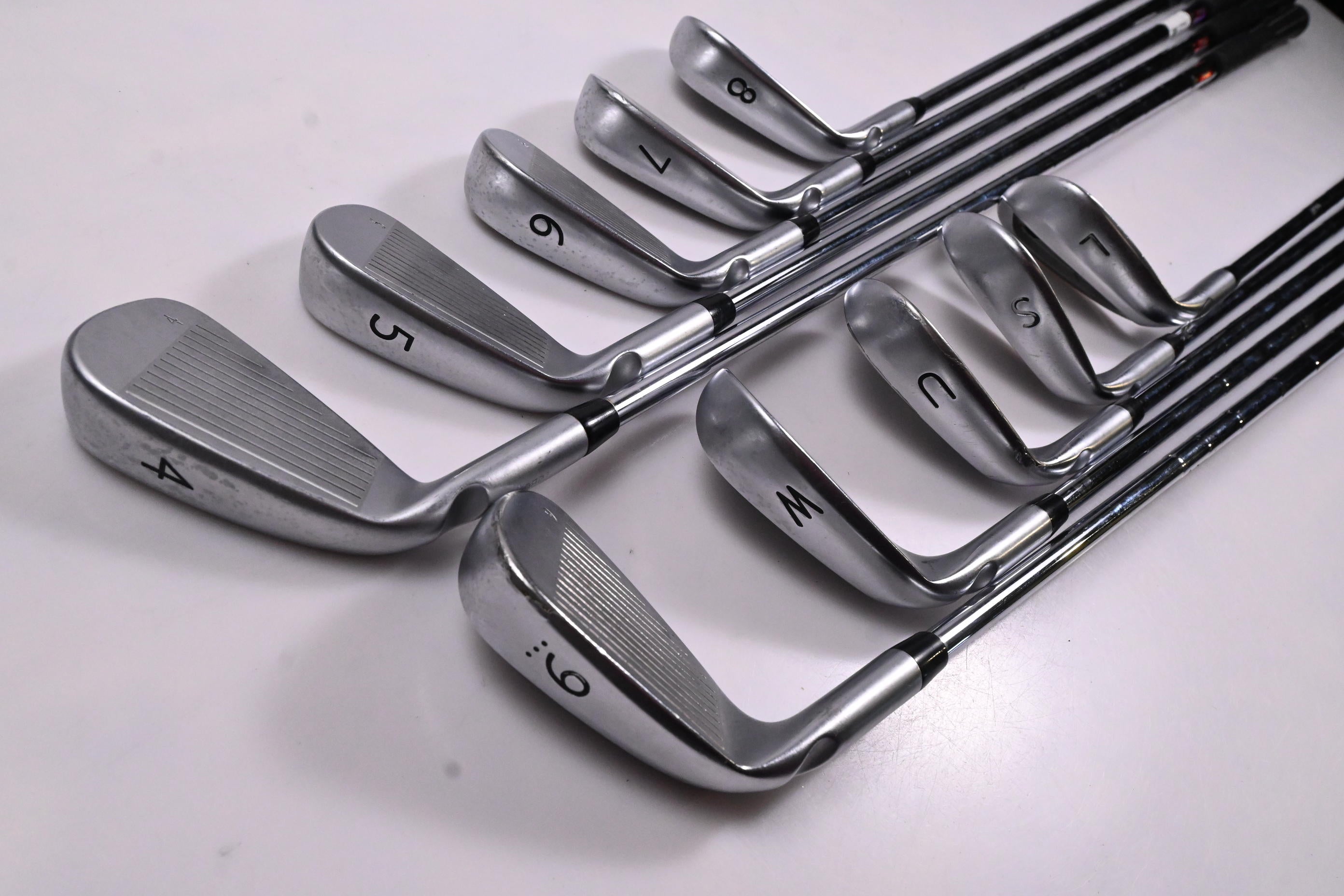 Ping i25 Irons / 4-PW+GW+SW+LW / Black Dot / Regular Flex Ping CFS Shafts