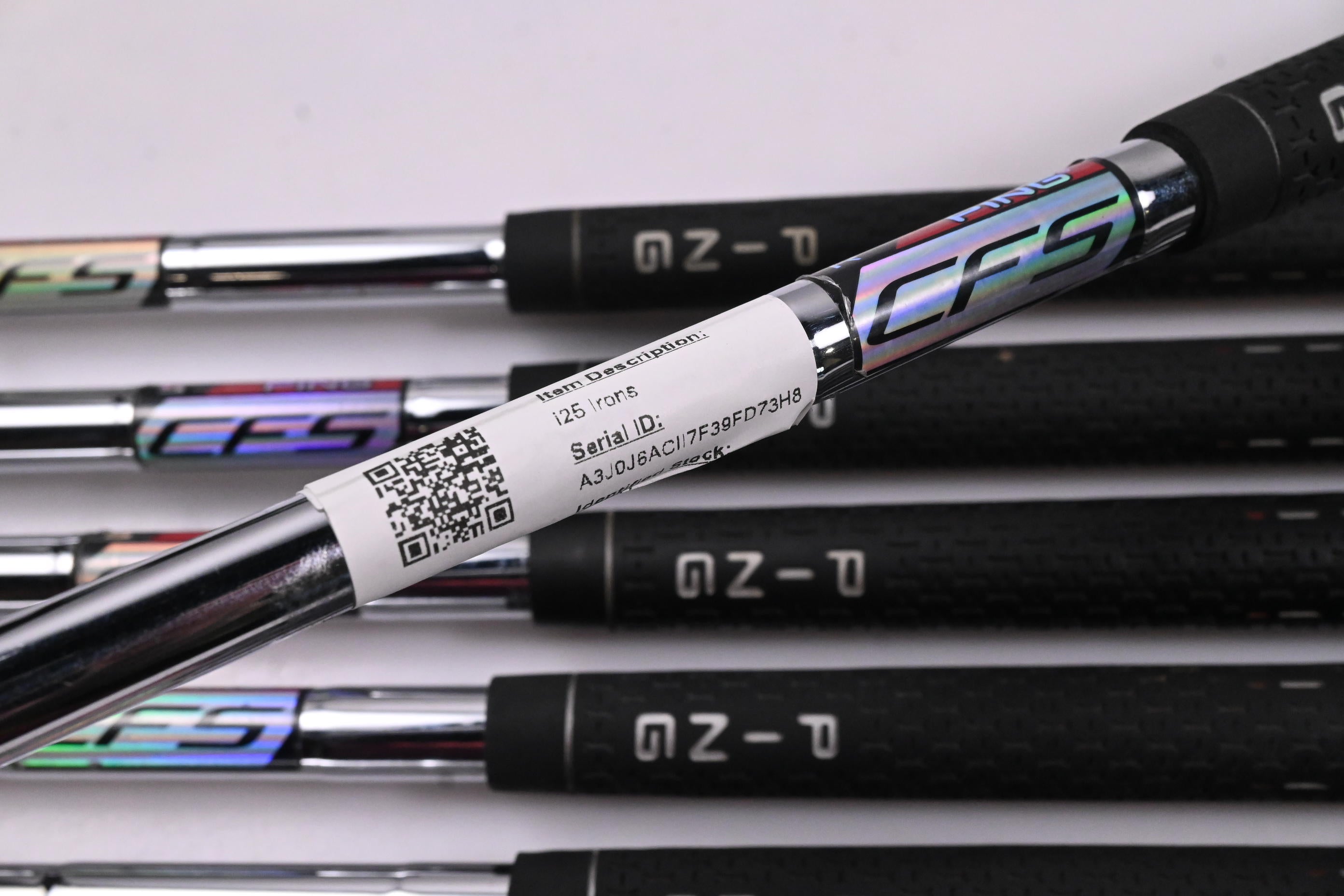 Ping i25 Irons / 4-PW+GW+SW+LW / Black Dot / Regular Flex Ping CFS Shafts