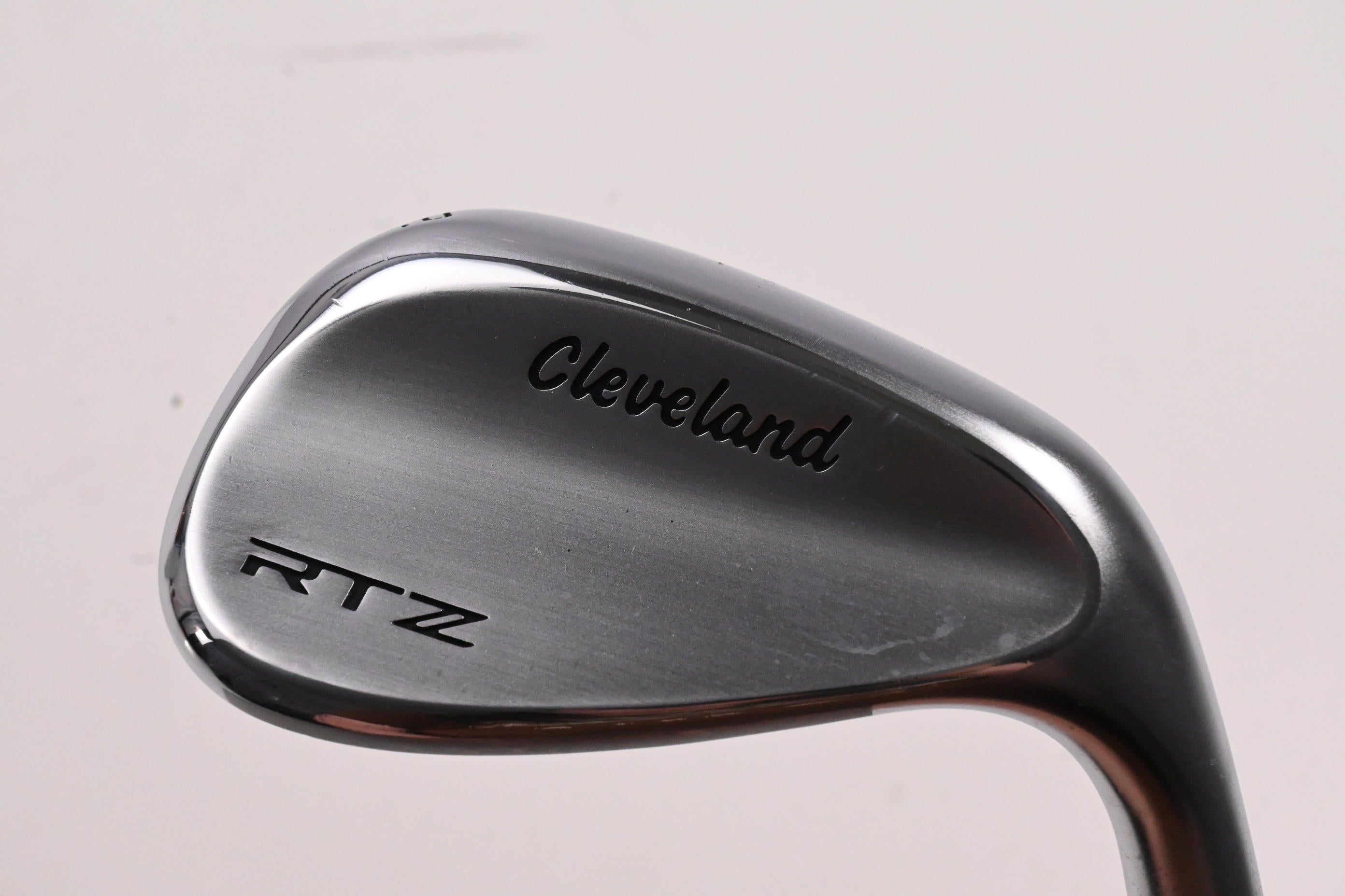 Cleveland RTZ Gap Wedge / 52 Degree / Wedge Flex Dynamic Gold Spinner Shaft