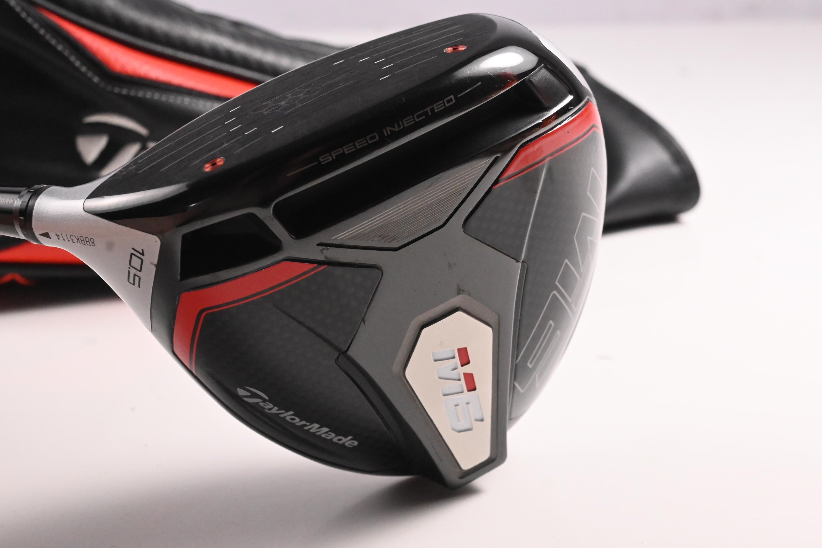 Left Hand Taylormade M6 Driver / 10.5 Degree / Regular Flex Fujikura Atmos 5 Shaft