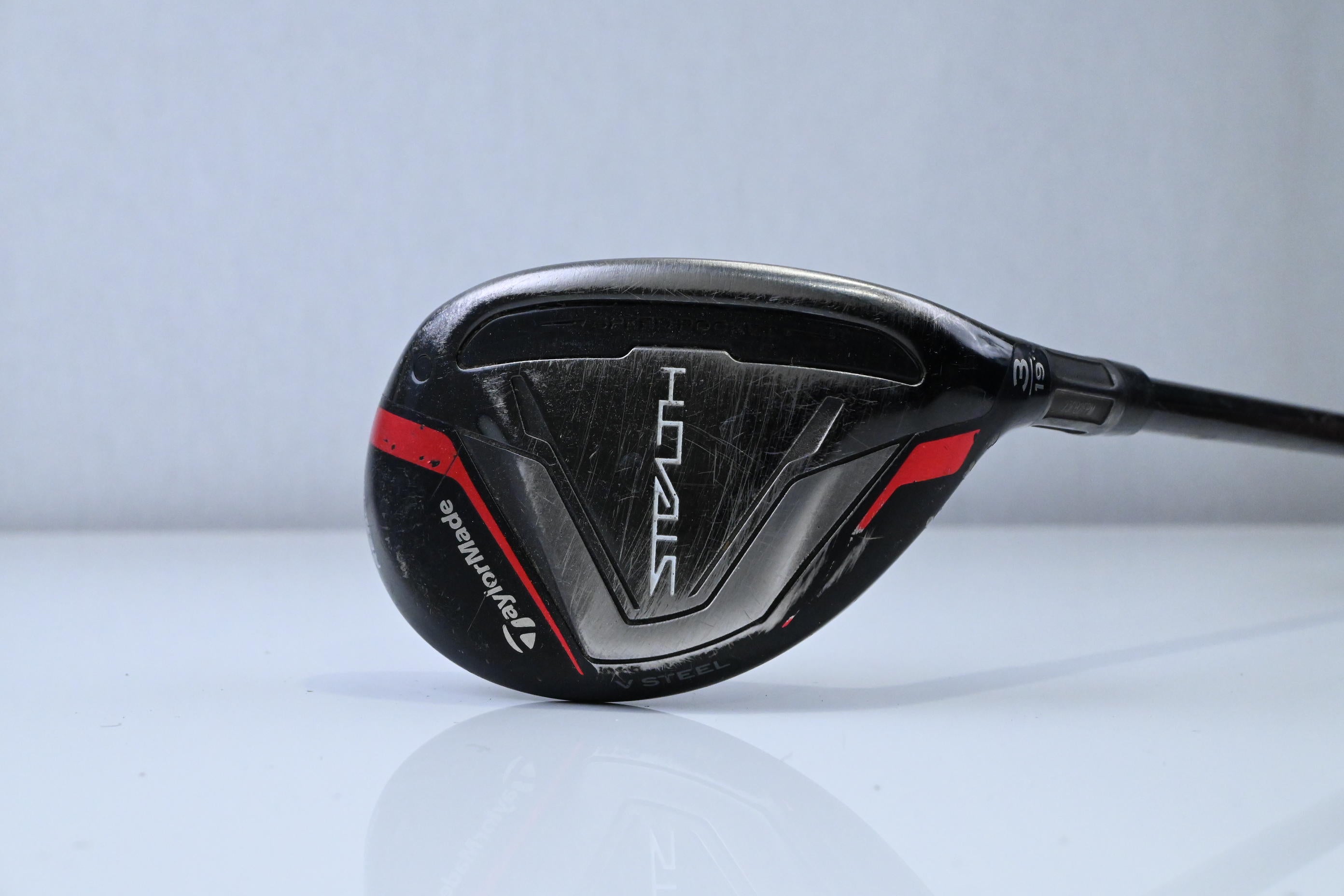 Taylormade Stealth #3 Hybrid / 19 Degree / Stiff Flex Fujikura Ventus Red 7