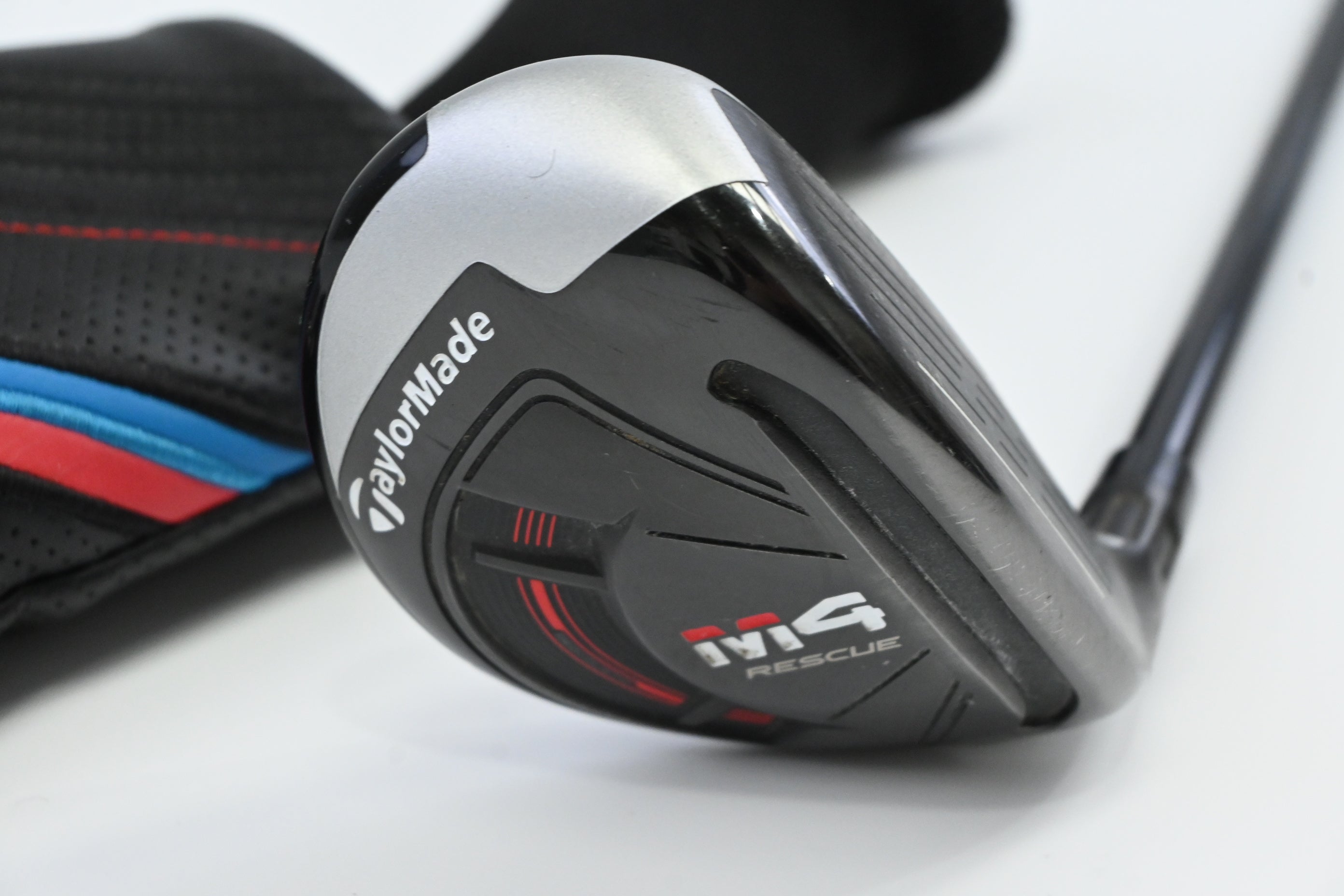 Taylormade M4 #3 Hybrid / 19 Degree / Regular Flex Fujikura Atmos Red 6 Shaft