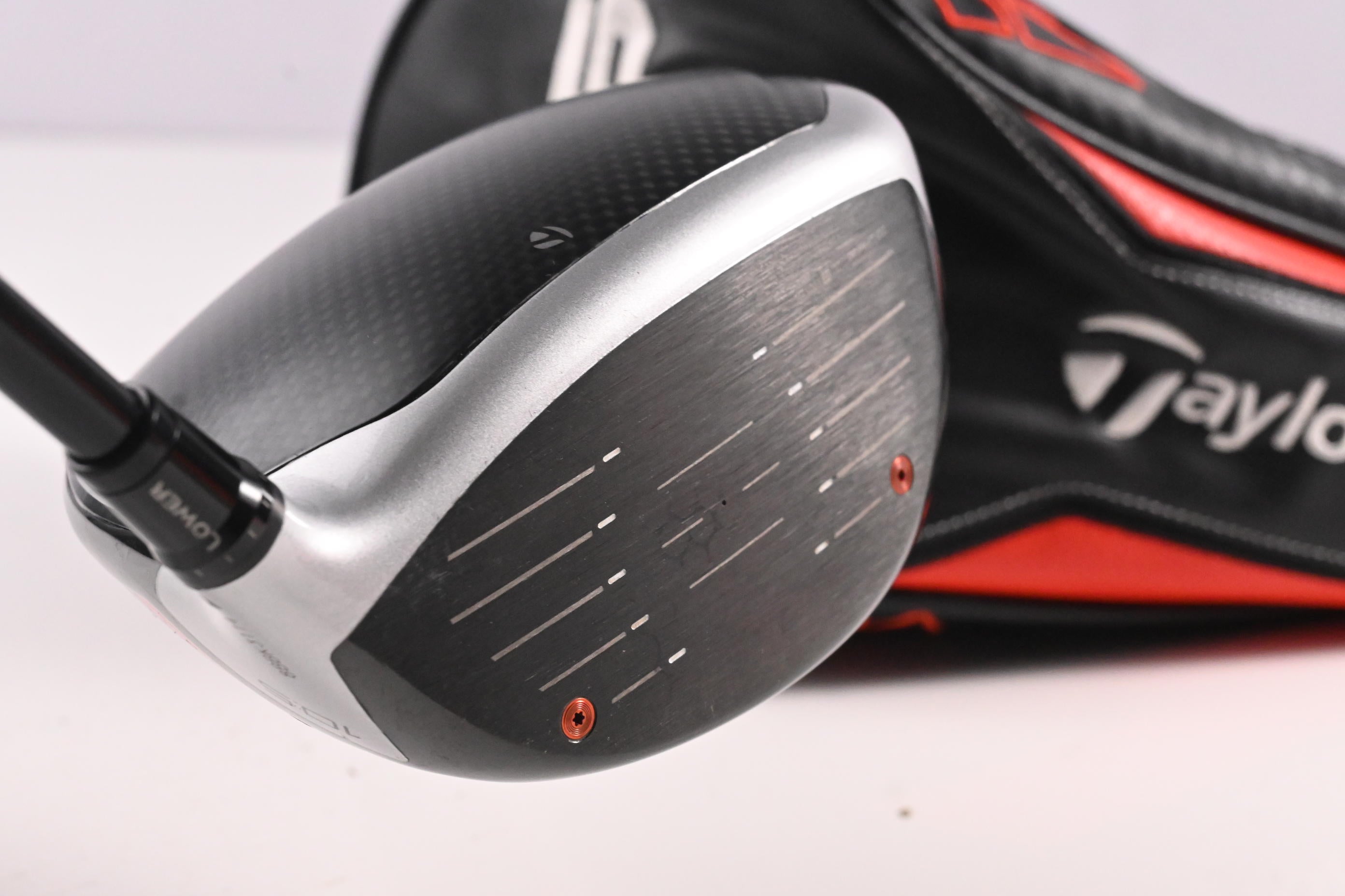 Left Hand Taylormade M6 Driver / 10.5 Degree / Regular Flex Fujikura Atmos 5 Shaft