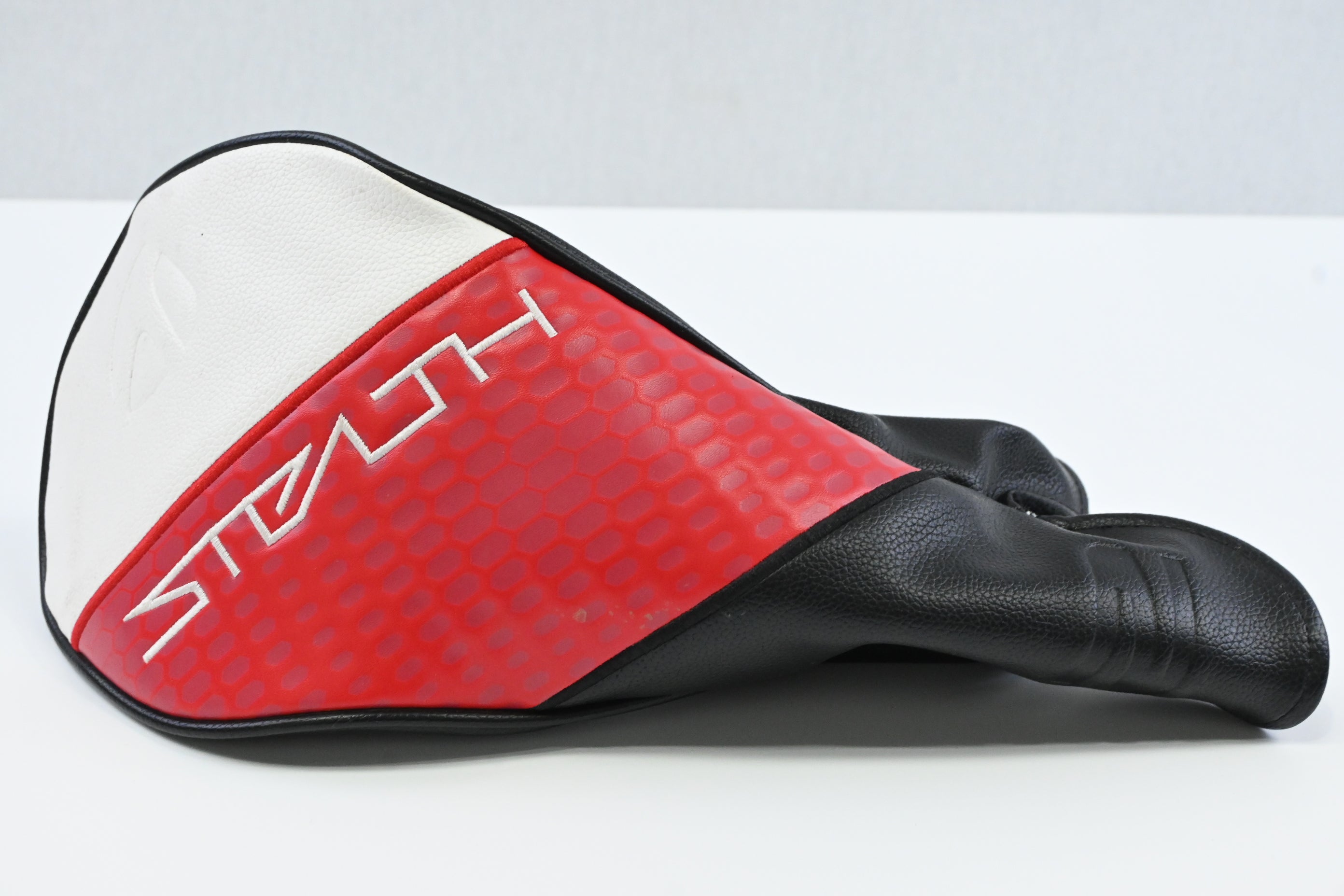 Taylormade Stealth 2 Driver / 12 Degree / Regular Flex Fujikura Ventus TR Red 5
