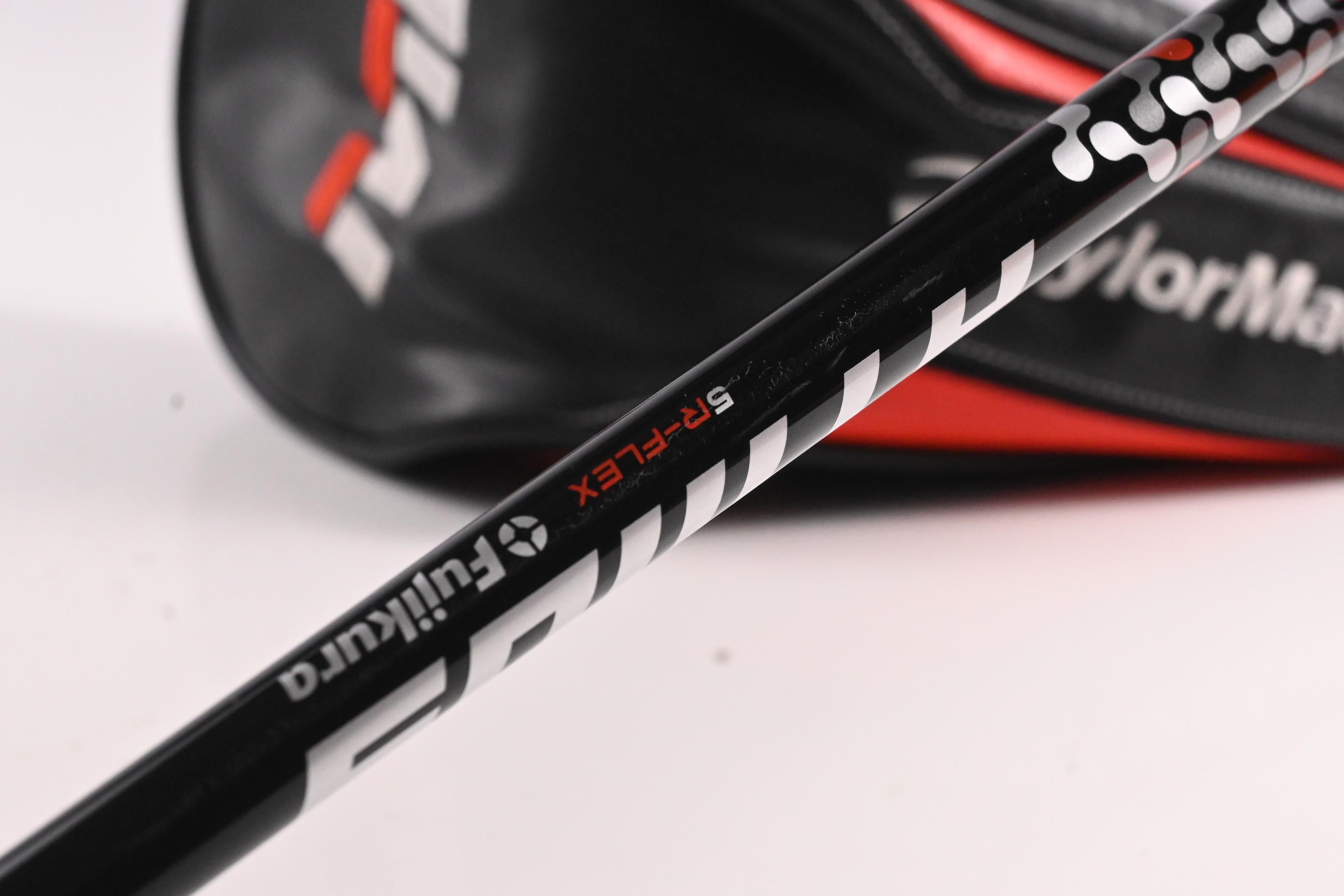 Left Hand Taylormade M6 Driver / 10.5 Degree / Regular Flex Fujikura Atmos 5 Shaft