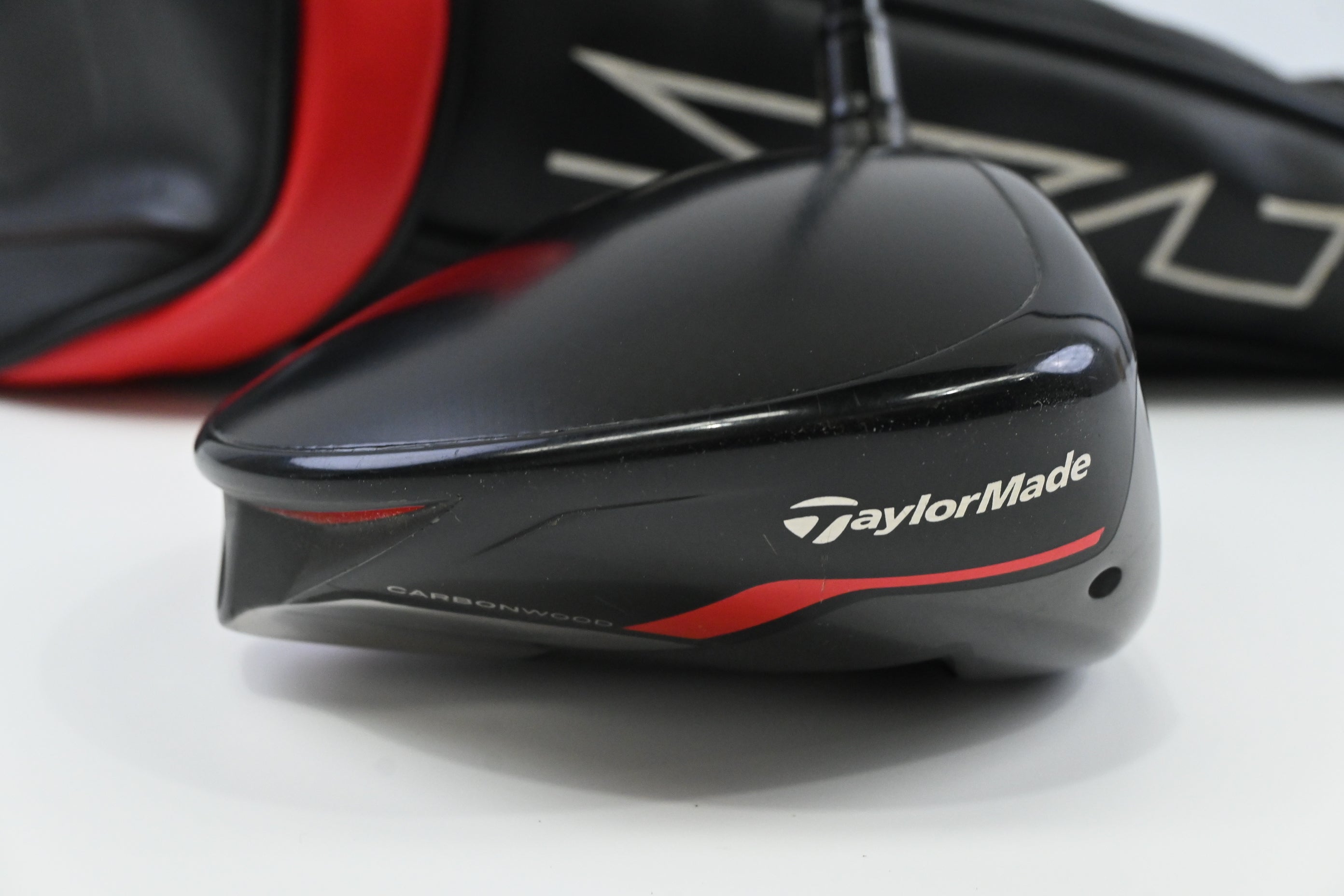 Taylormade Stealth Plus Driver / 10.5 Degree / Stiff Flex Kai'li White 60
