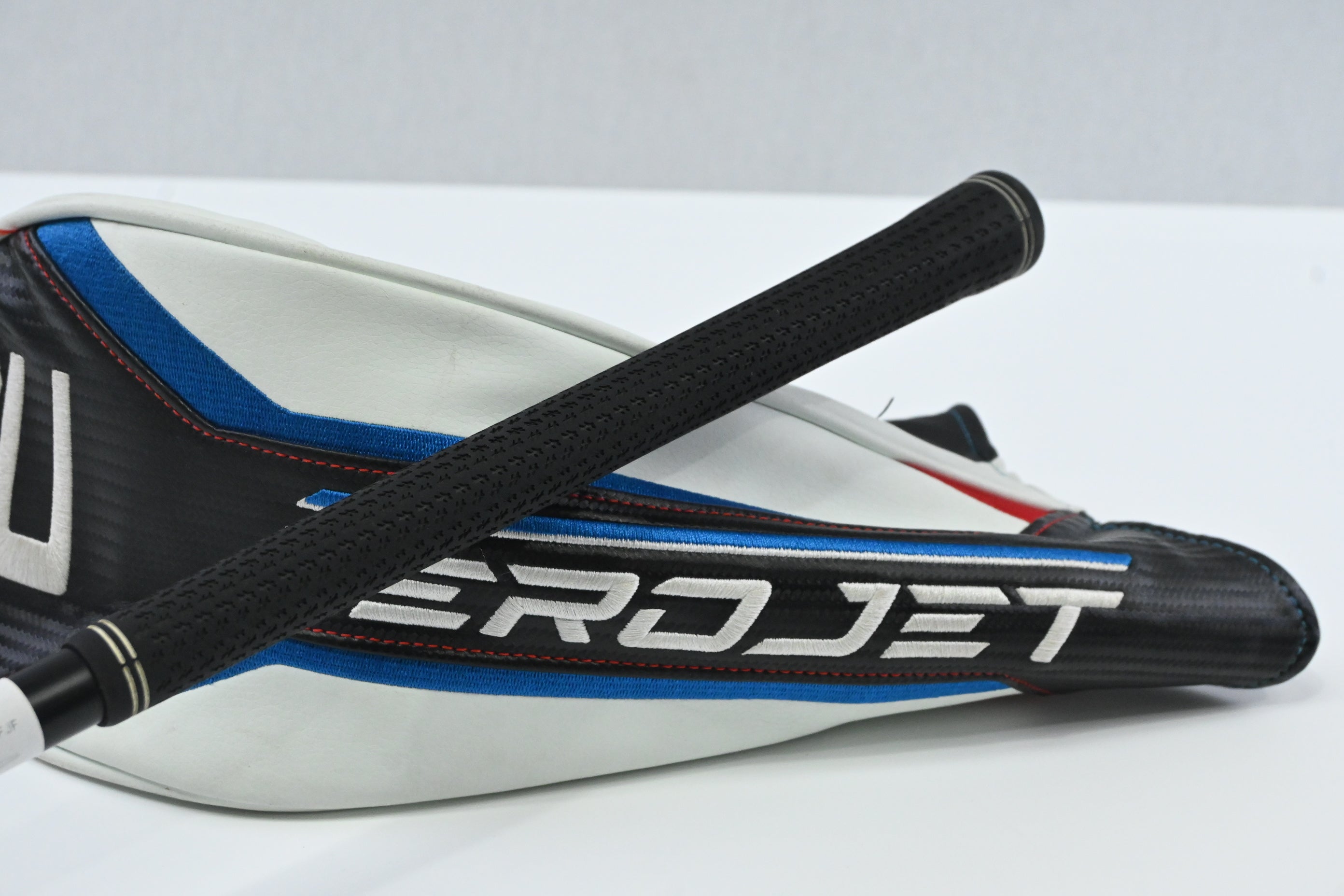 Cobra Aerojet Max Driver / 10.5 Degree / Senior Flex UST Helium Nanocore 4 Shaft