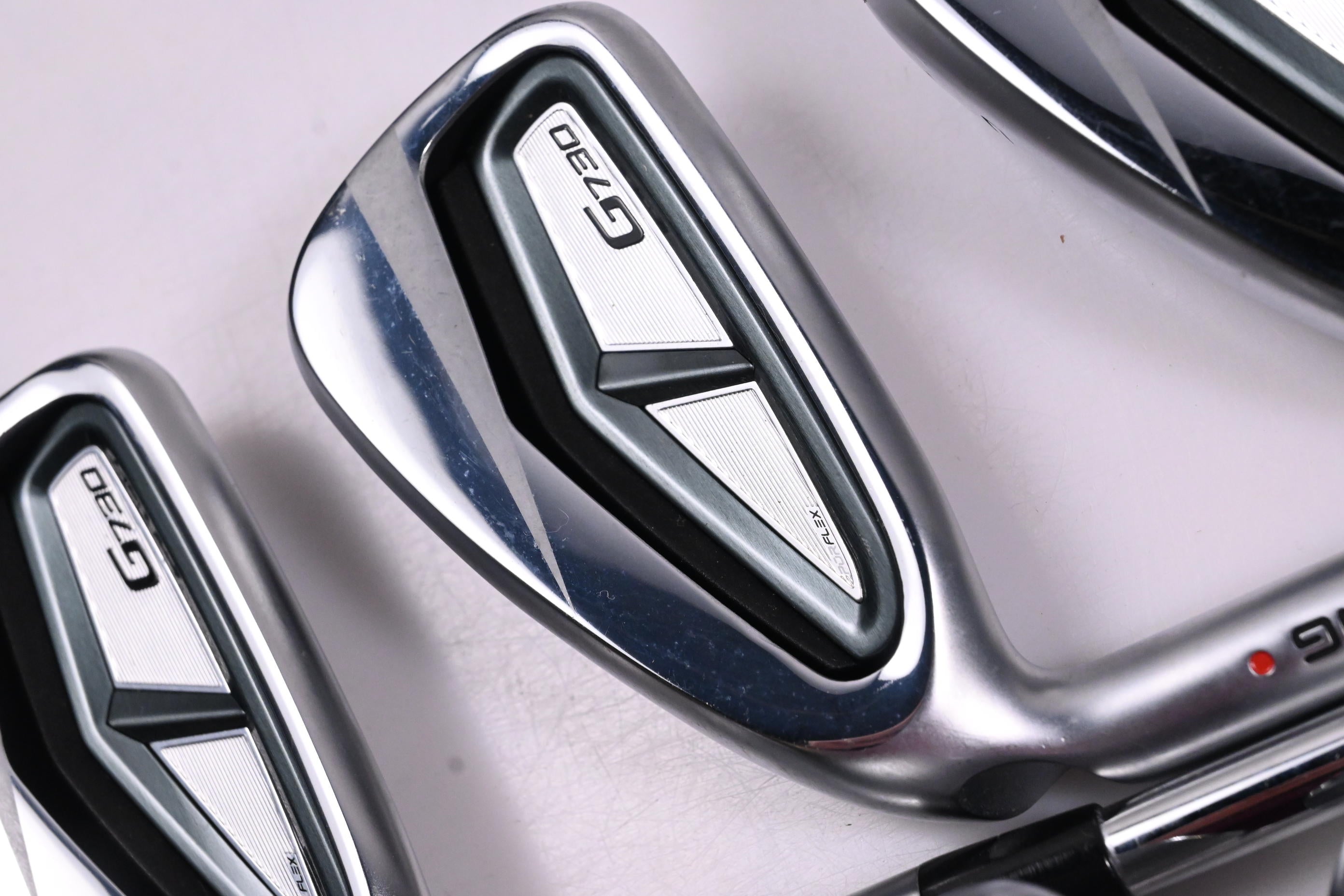 Left Hand Ping G730 Irons / 5-PW+GW+LW / Red Dot / Regular Flex NS Pro Modus 3
