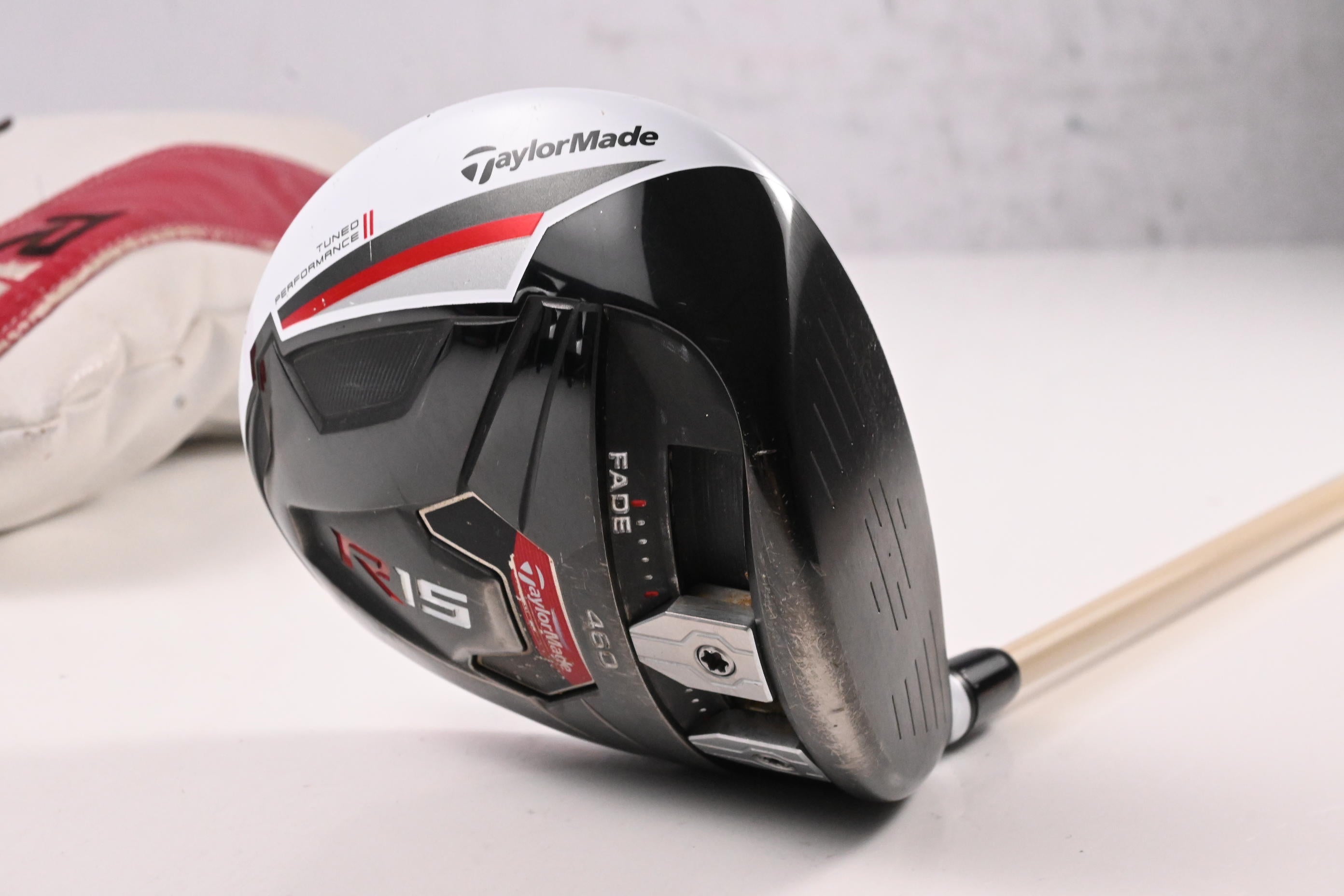 Taylormade R15 Driver / 10.5 Degree / Regular Flex N.S.Pro Regio Formula 65