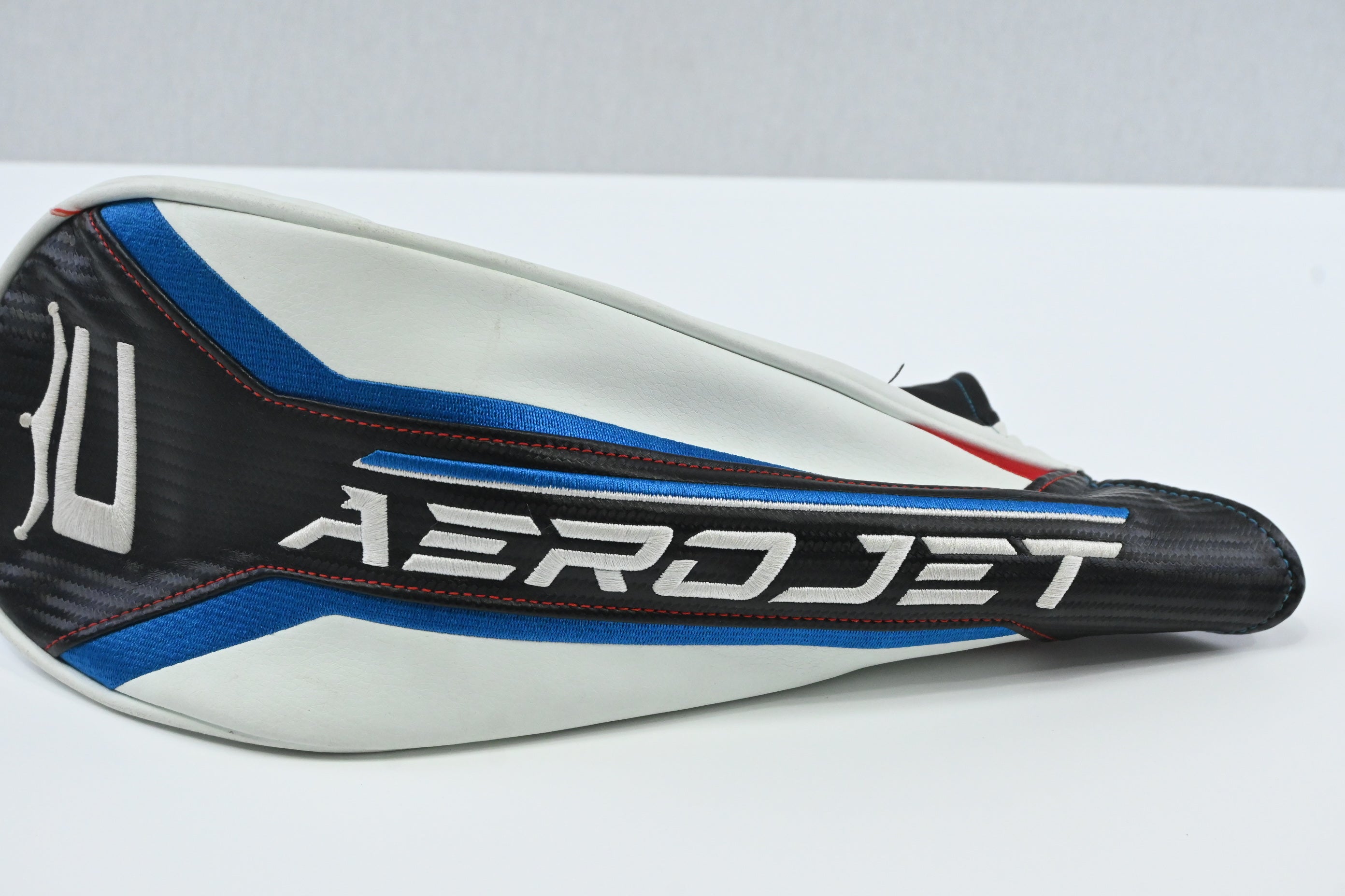 Cobra Aerojet Max Driver / 10.5 Degree / Senior Flex UST Helium Nanocore 4 Shaft