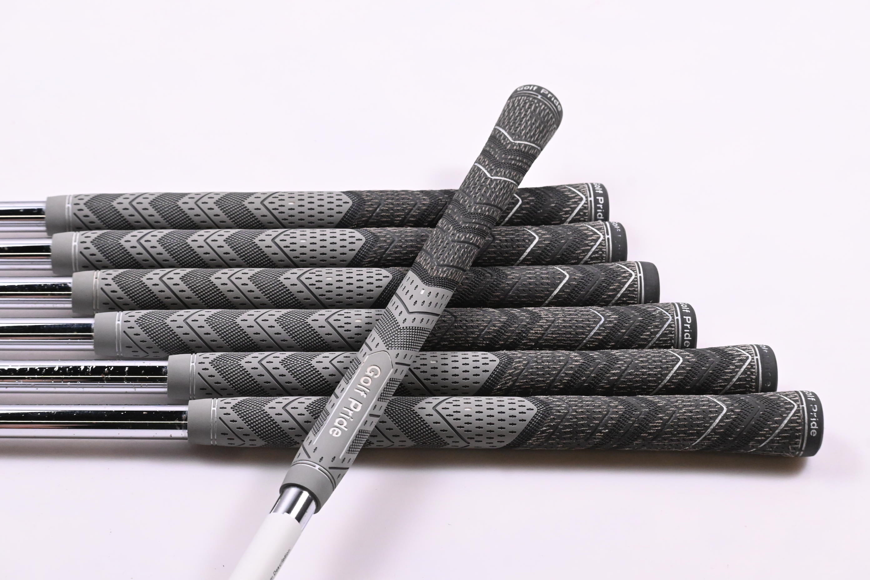 Callaway Mavrik Irons / 4-PW / Regular Flex Project X Shafts