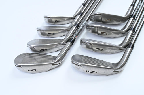 Wilson D200 Irons / 5-PW+GW+SW / Regular Flex UST Elements Chrome 59 Shafts